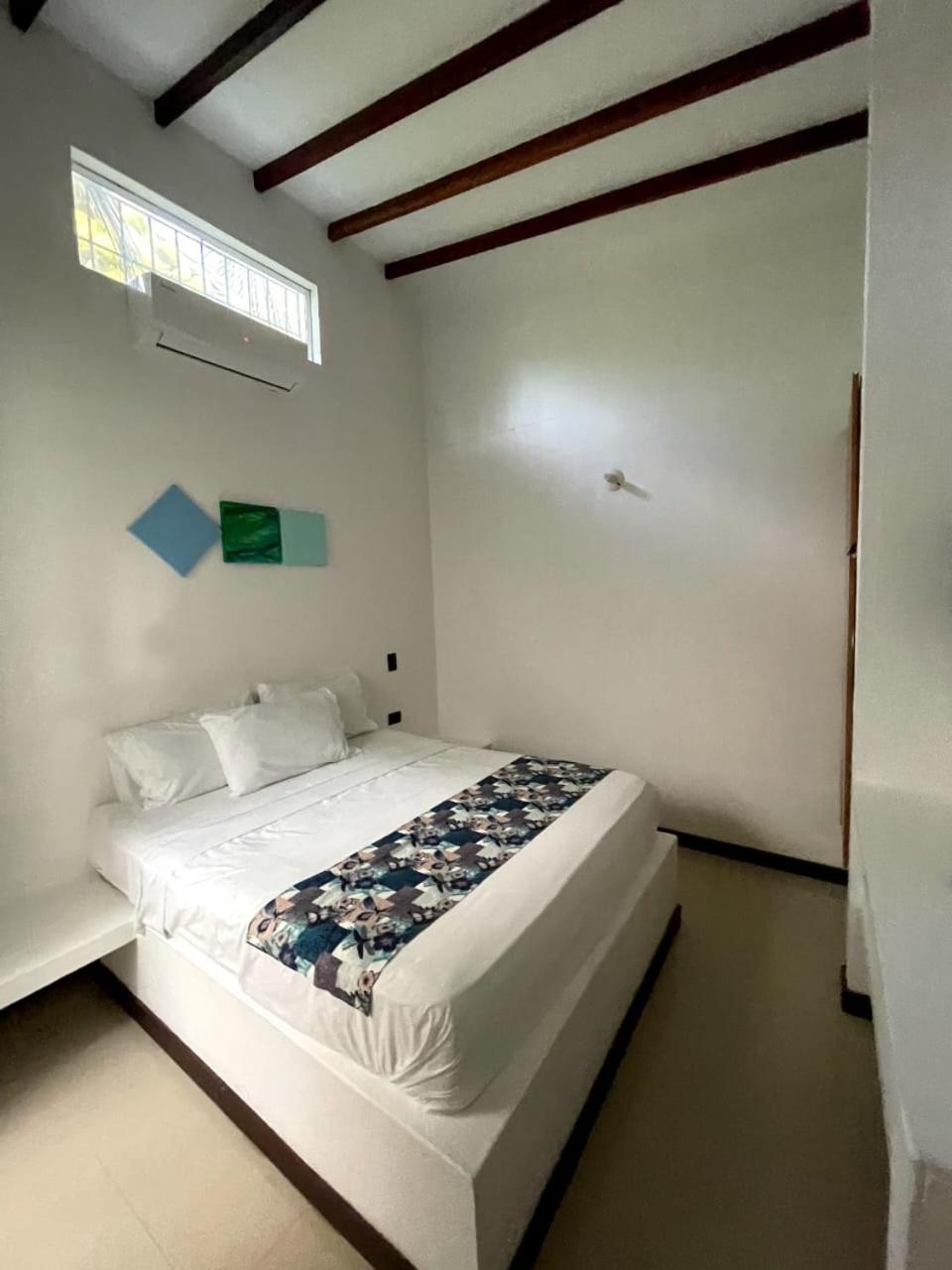 Cabañas La Española
