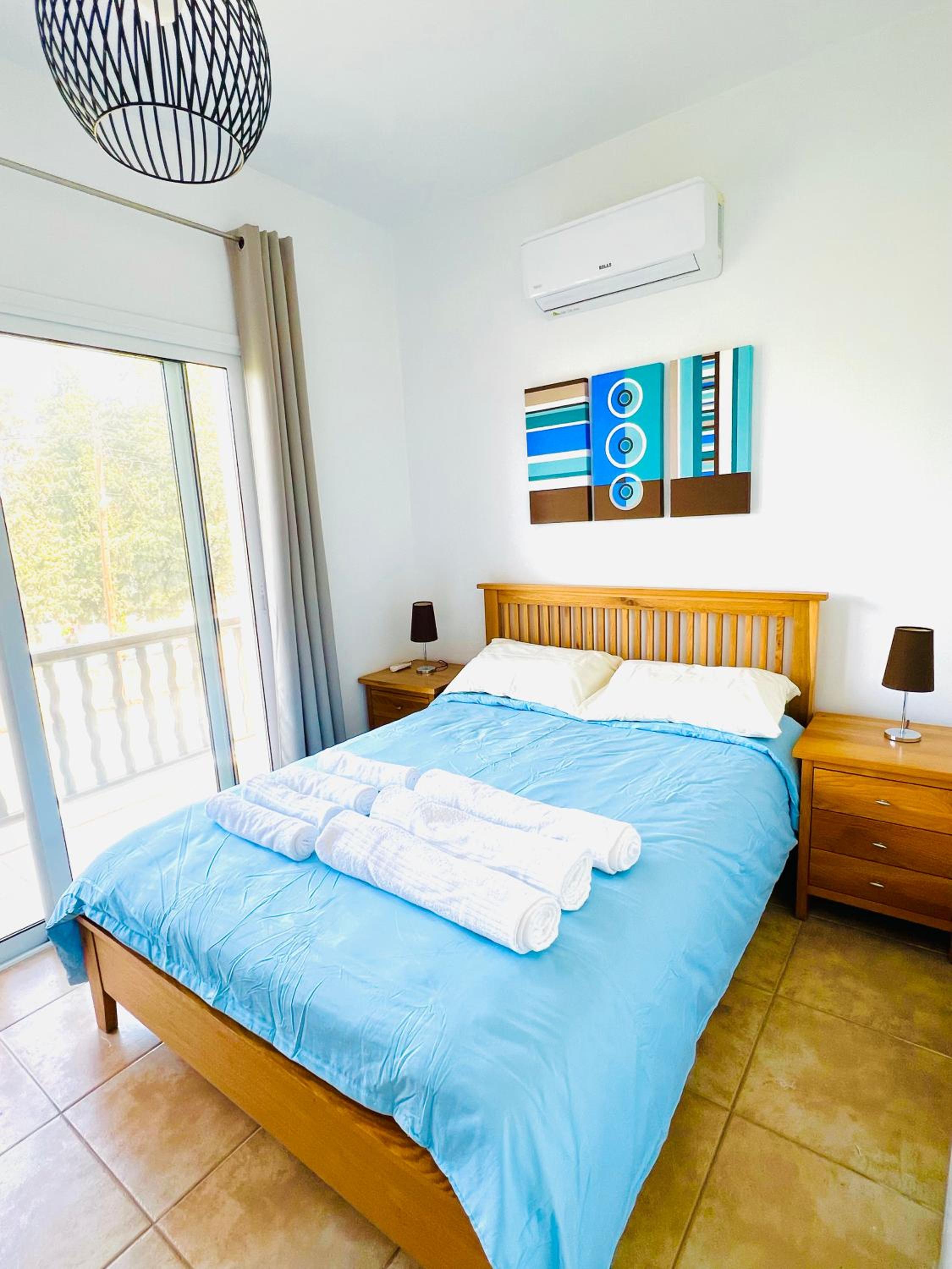 Cosy Sunny One Bedroom Apartment
