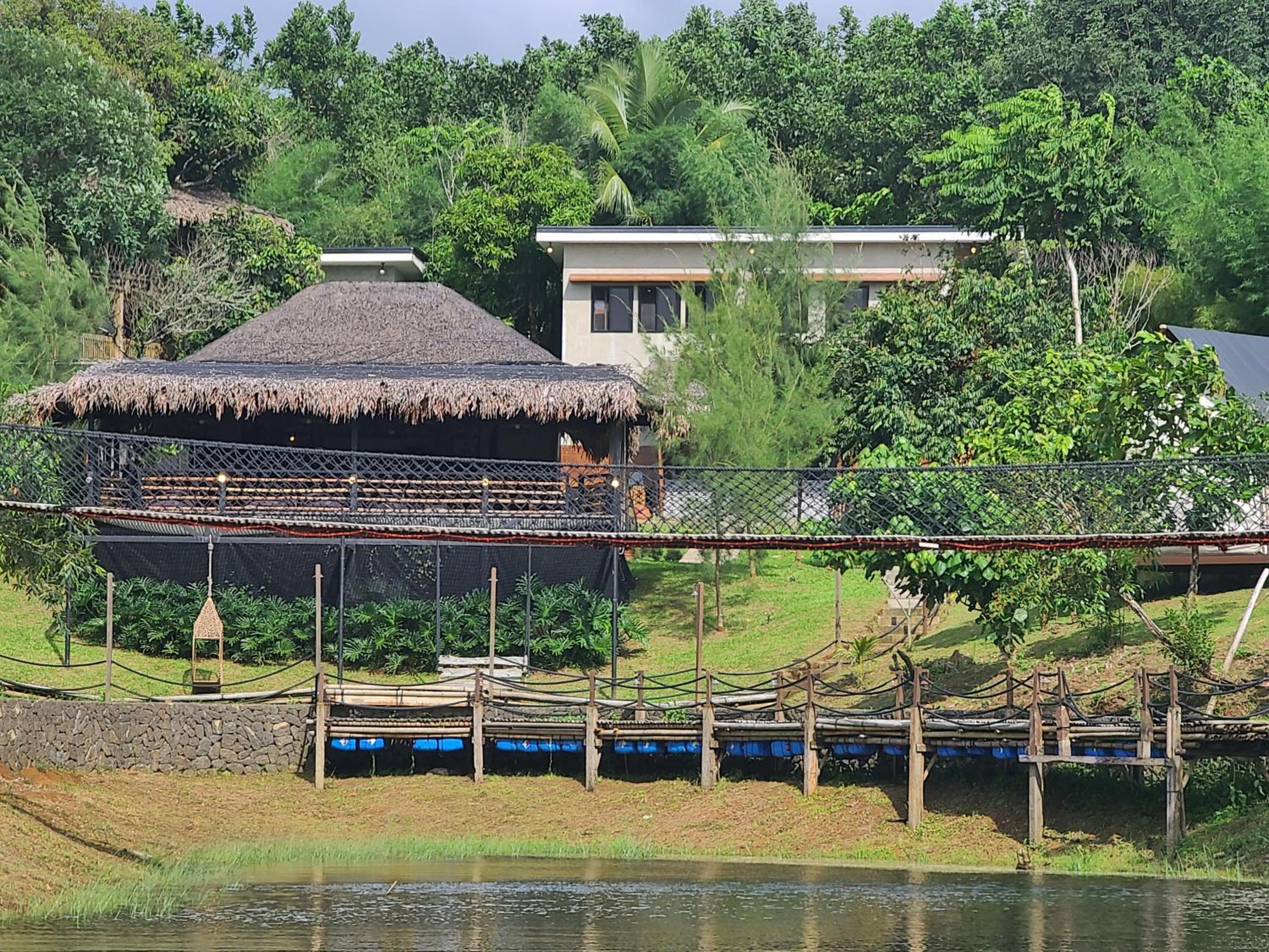 Sofia's Lake Resort