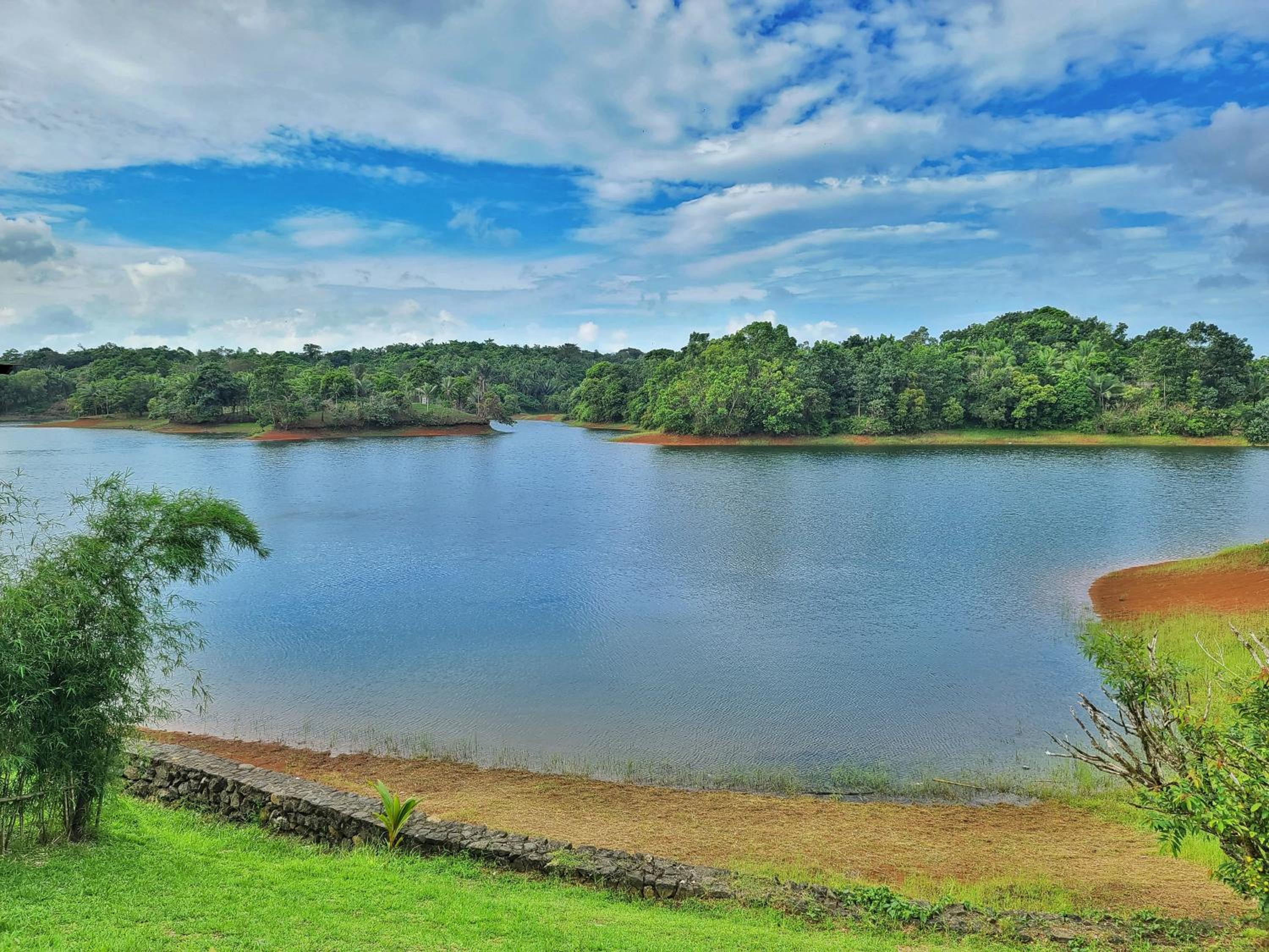 Sofia's Lake Resort