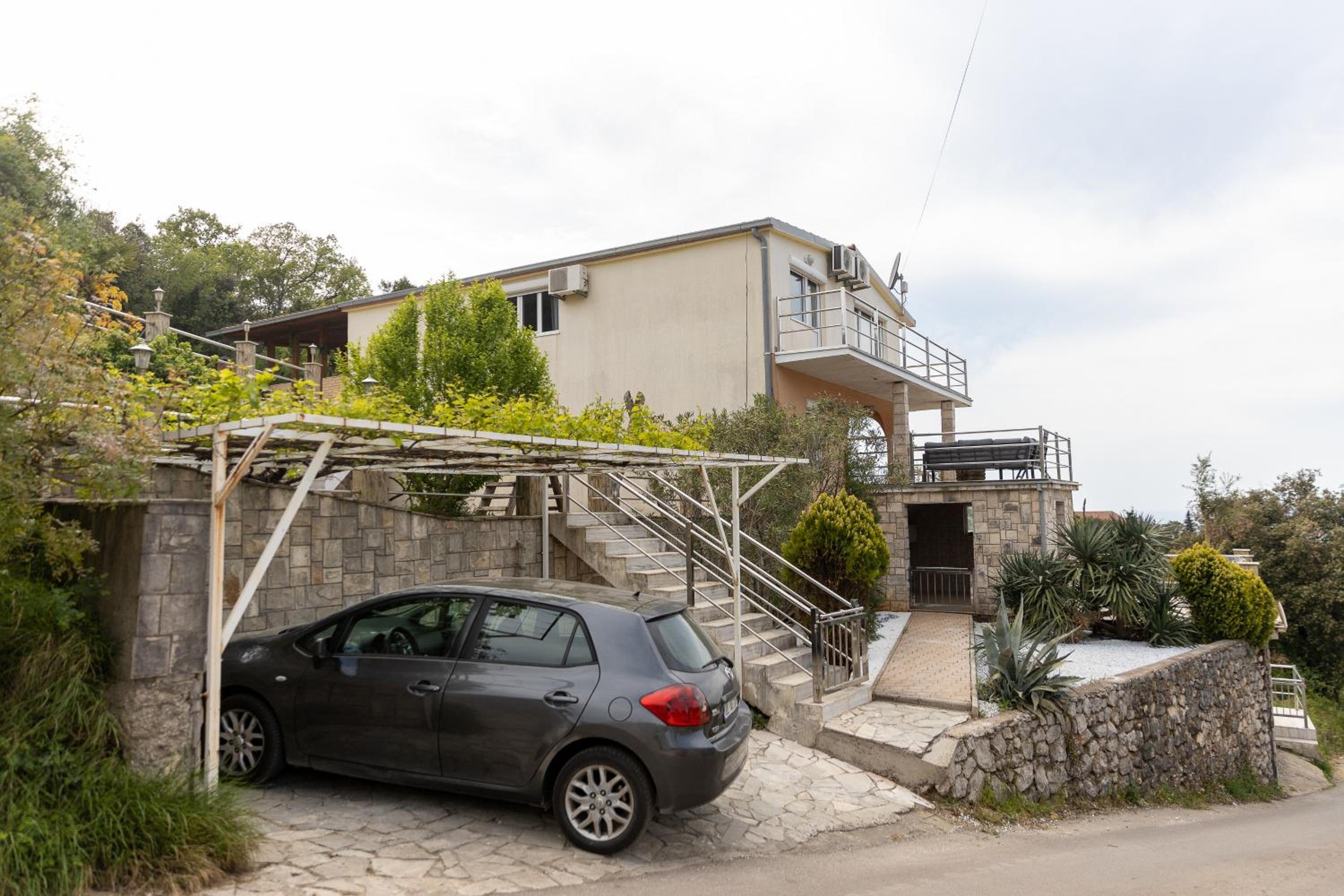 Villa Sea La Vie with Private Pool and Sauna Sea View 5 Bedrooms
