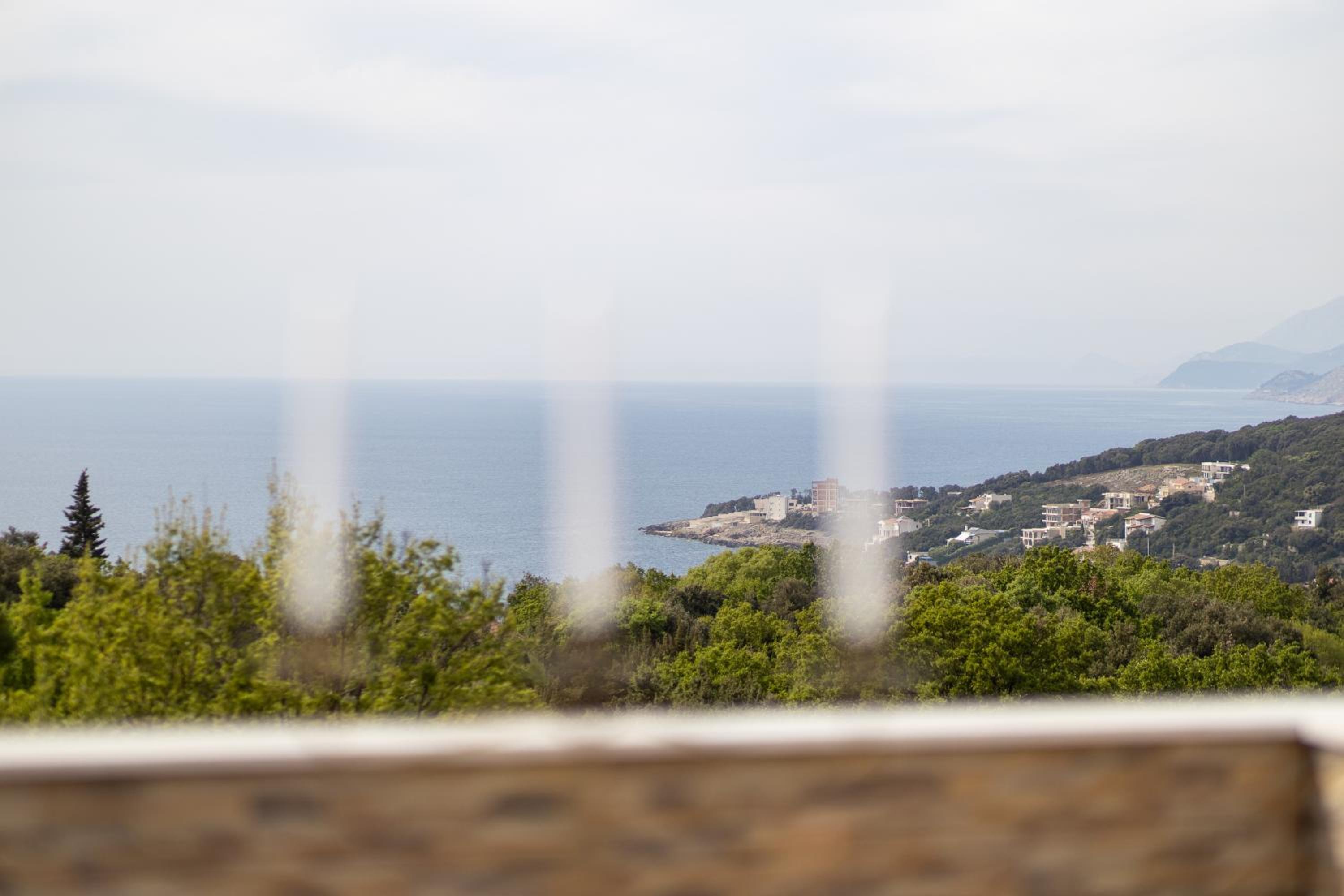 Villa Sea La Vie with Private Pool and Sauna Sea View 5 Bedrooms