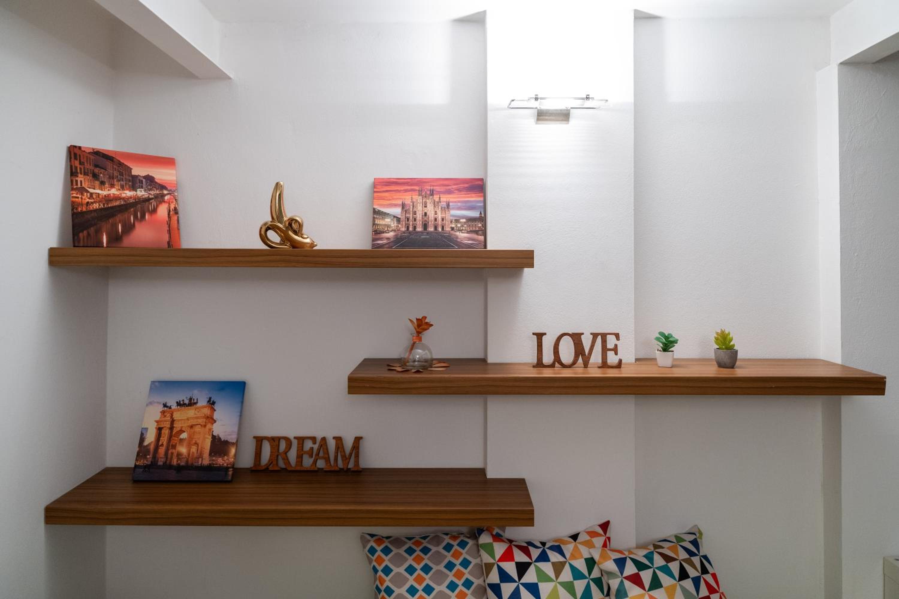Luxury & Cozy 90 sqm Flat facing “Bosco Verticale”