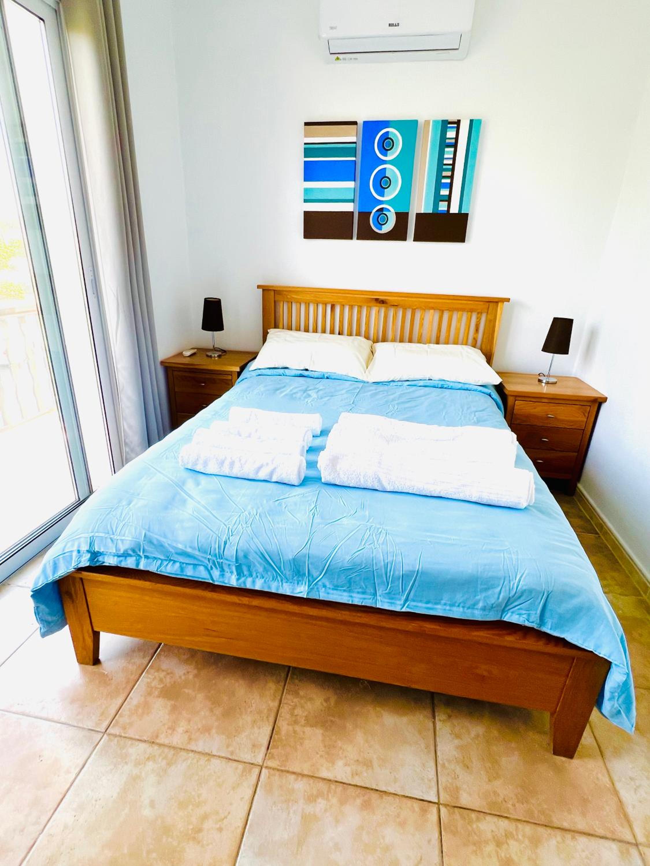 Cosy Sunny One Bedroom Apartment