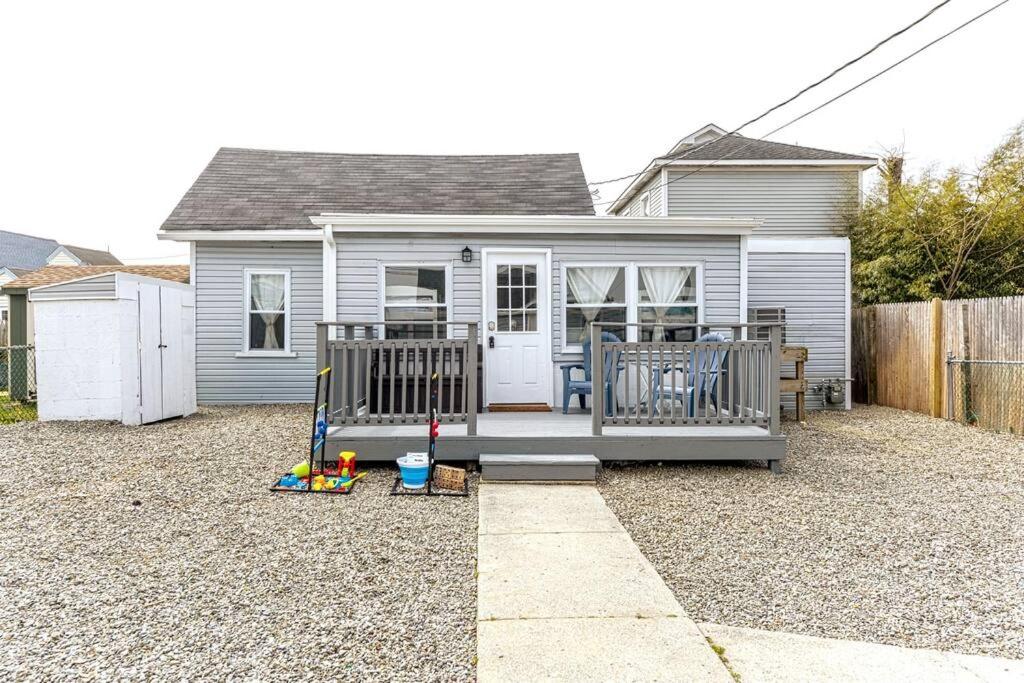 Wildwood Vacations - Angela's Beach Bungalow - Property Image 1