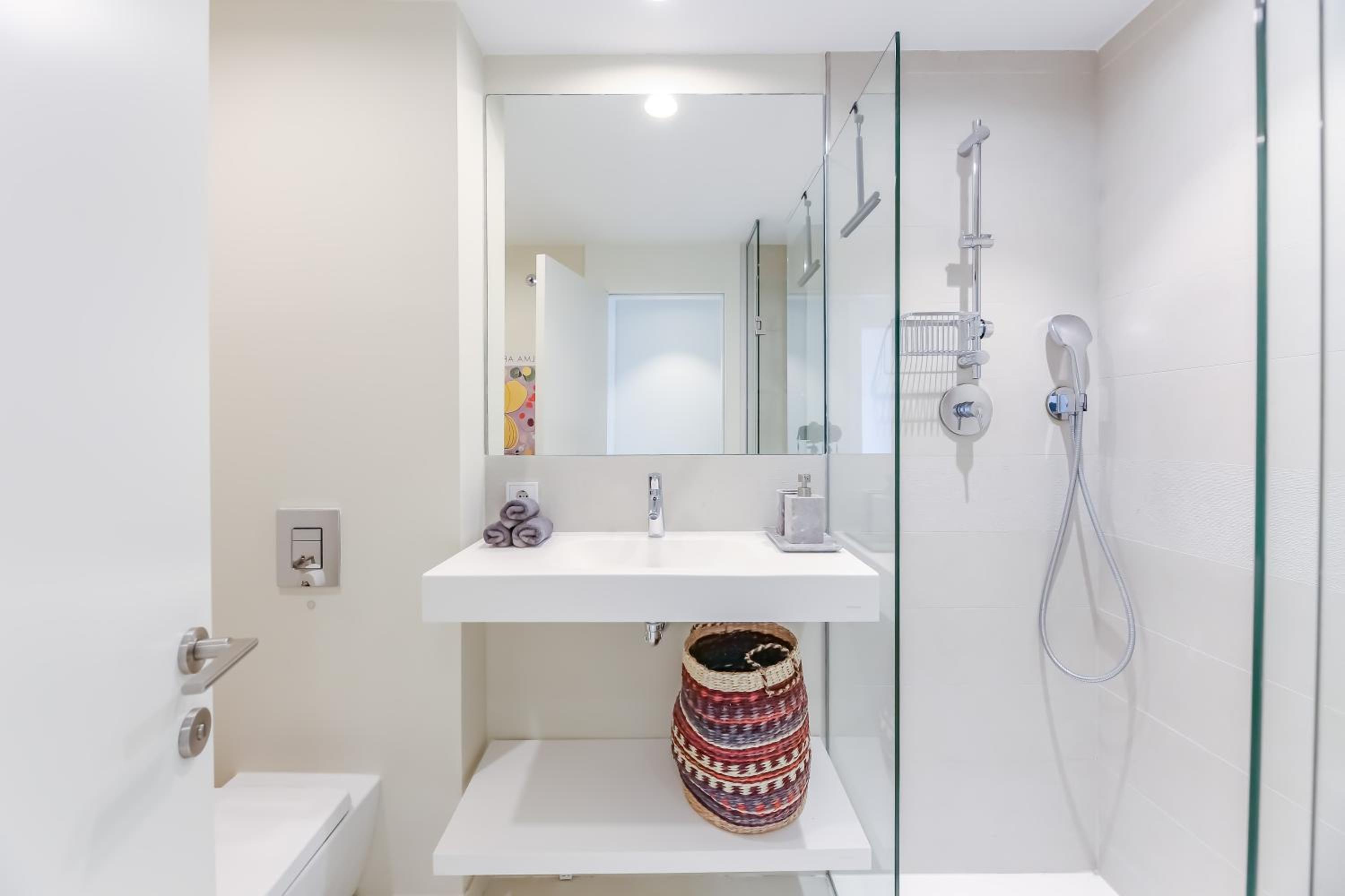 Modern apartment Pedro, Higueron reserve