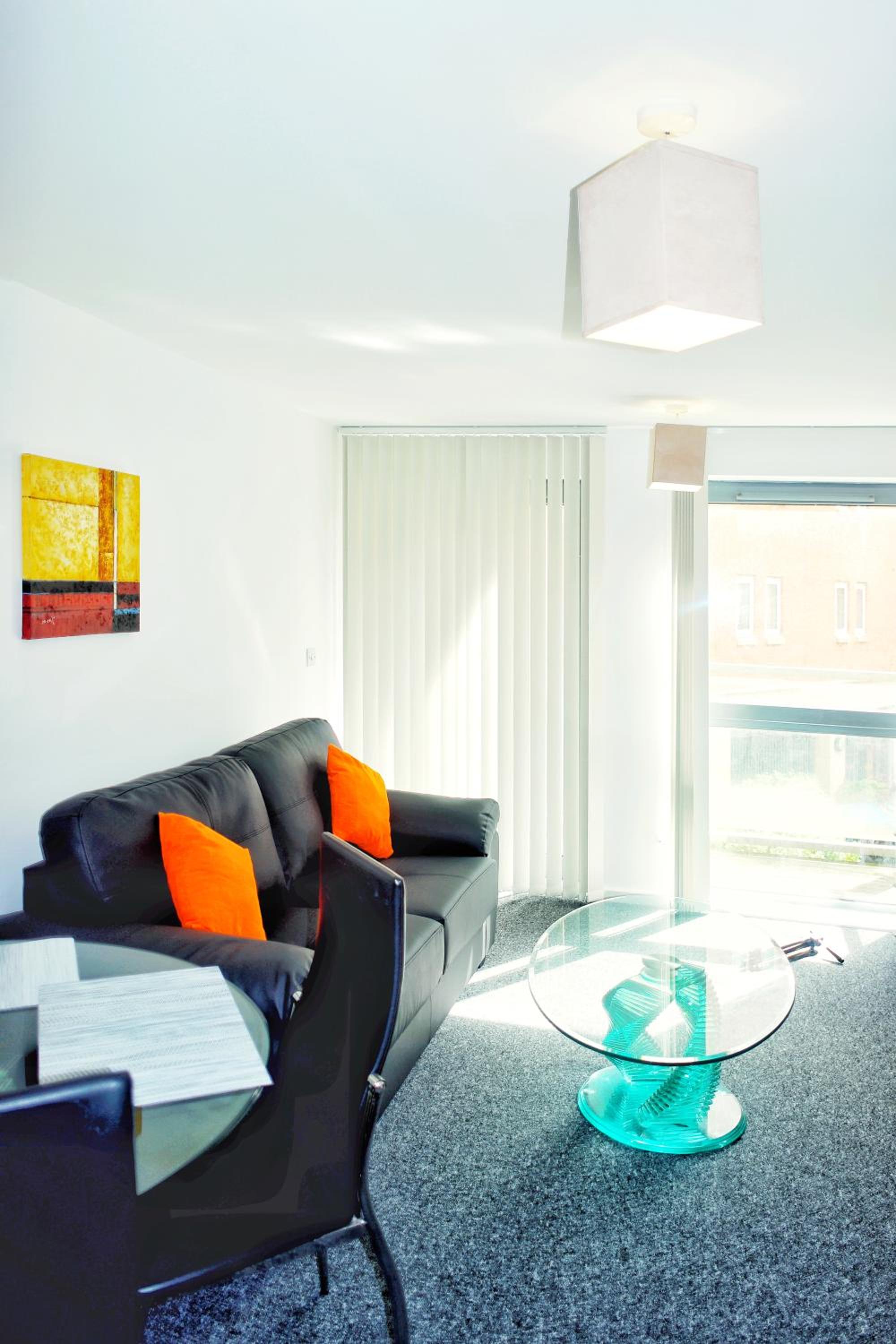 2 Bed ensuite with Balcony and Free onsite Secure Parking view 2