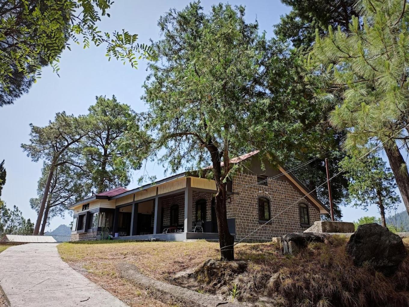 Batrasi Dak Bungalow