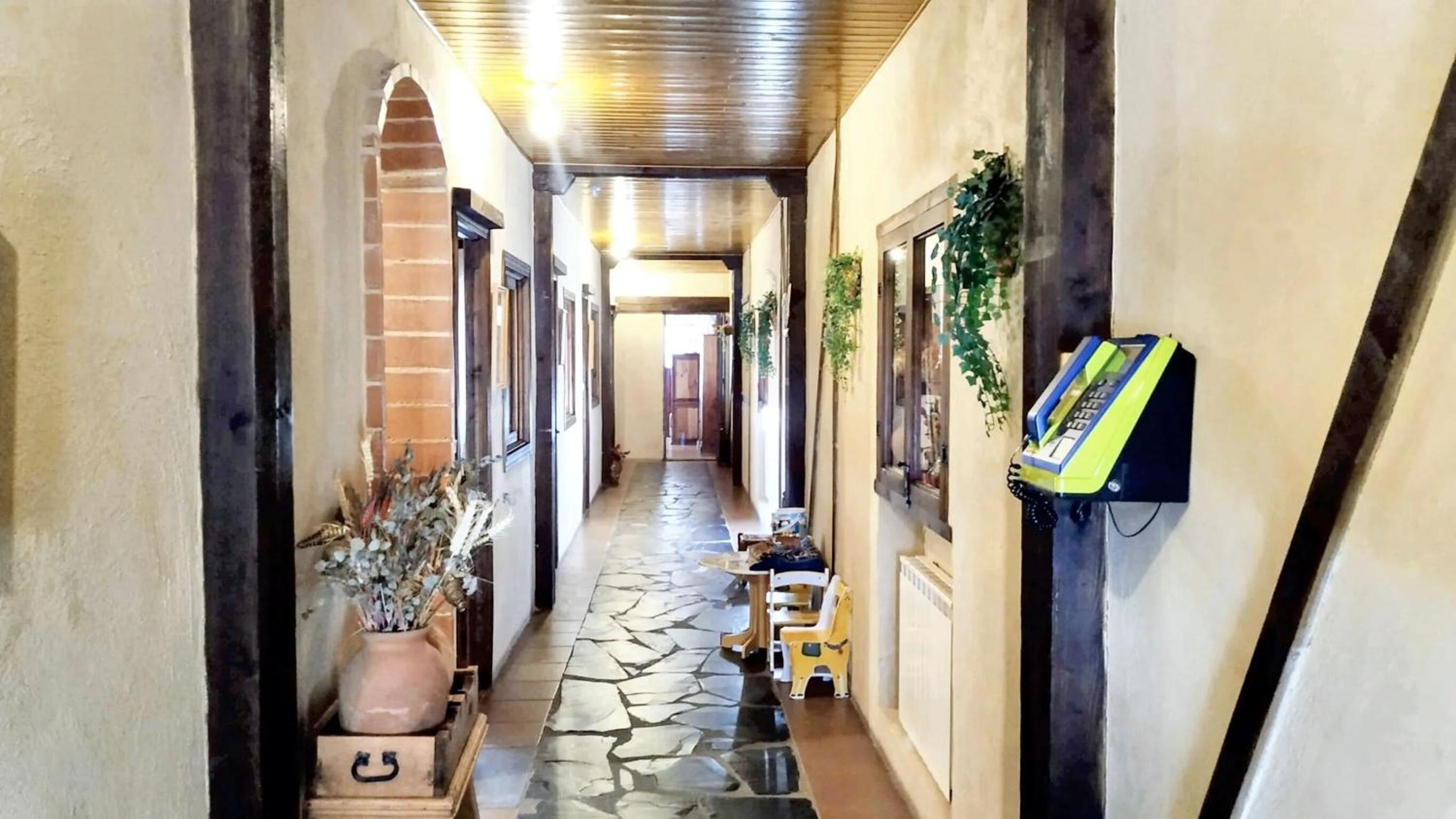 Elegant Villa with Private Pool in Jerte