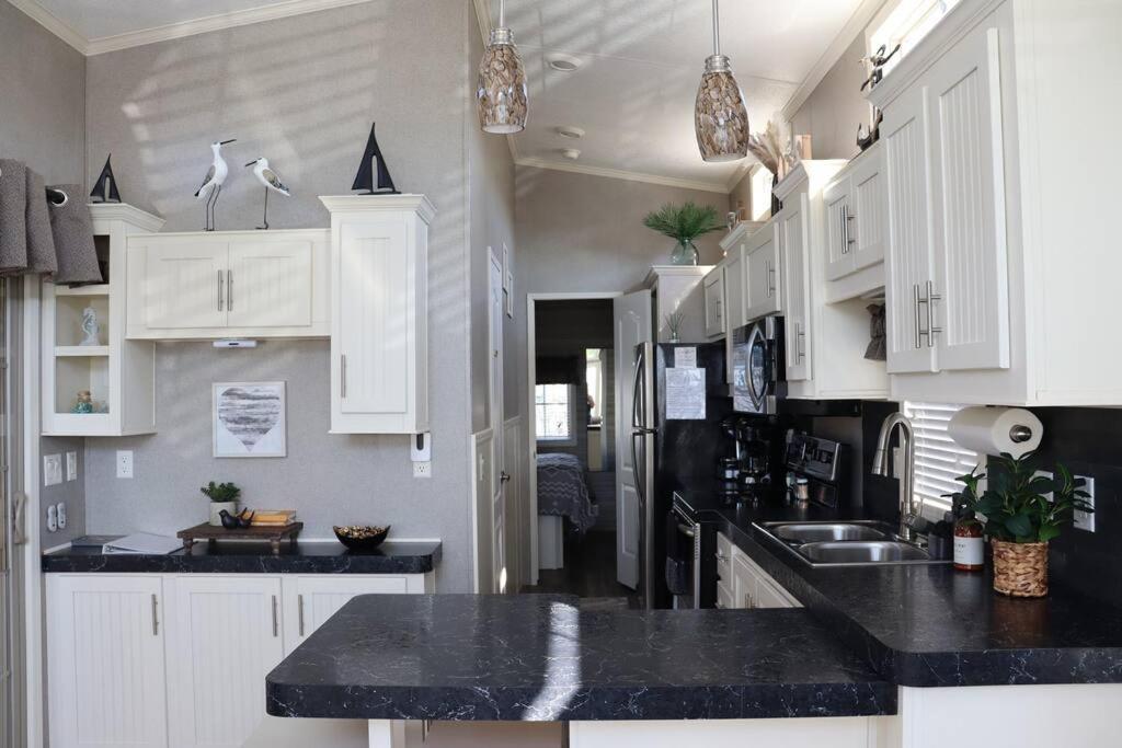 Tiny Home in Melbourne Beach view 4