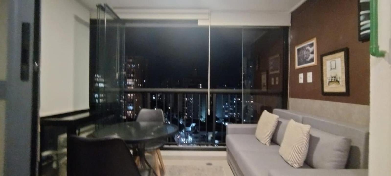 Charmosos Studios no Coração de São Paulo - RioSampaFlats