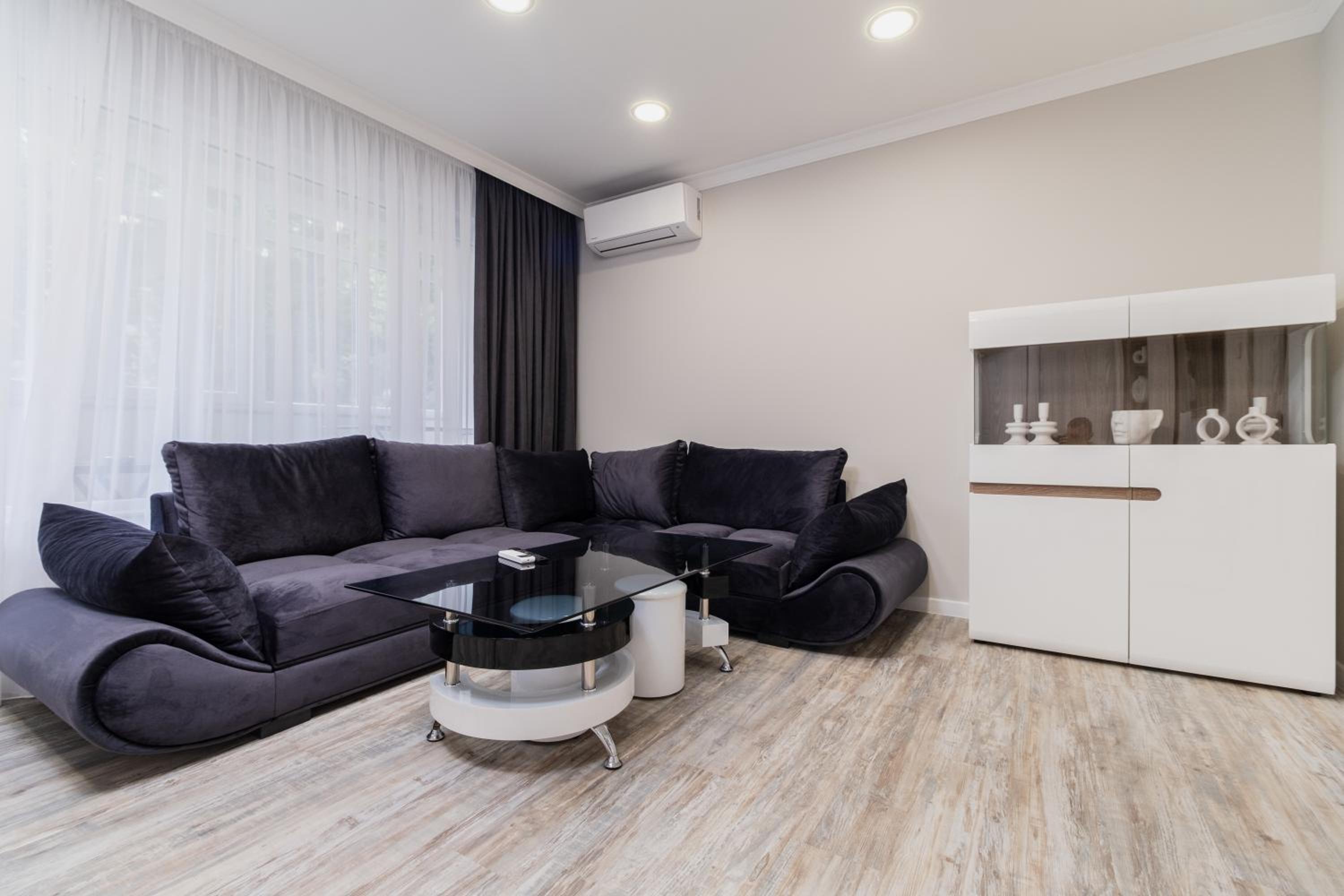 Gorgeous 2-bedroom Apartment