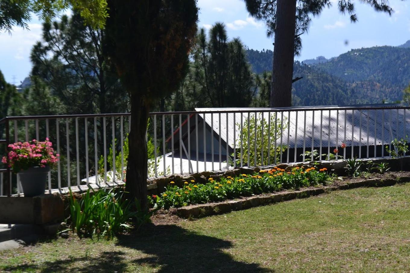 Batrasi Dak Bungalow