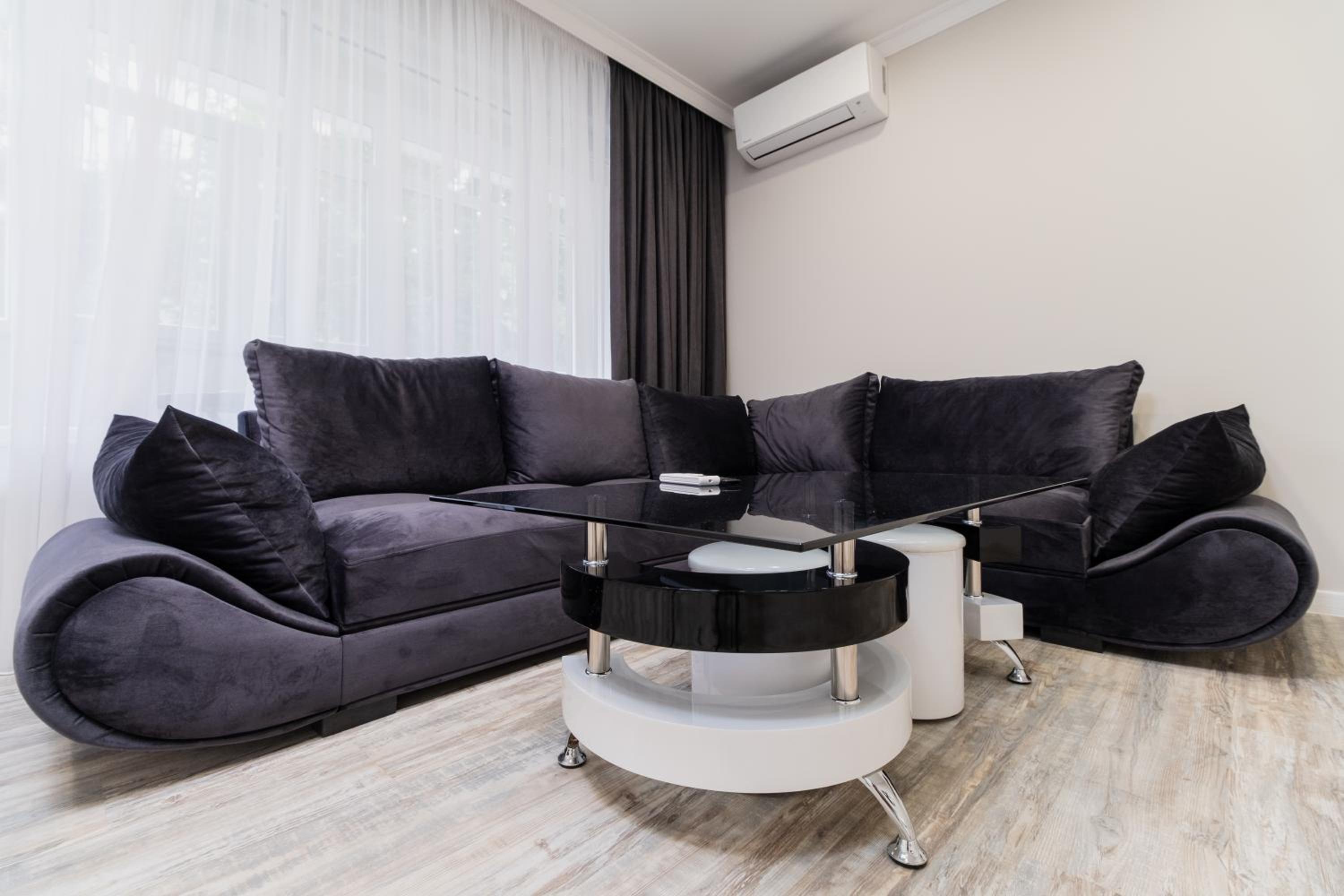 Gorgeous 2-bedroom Apartment