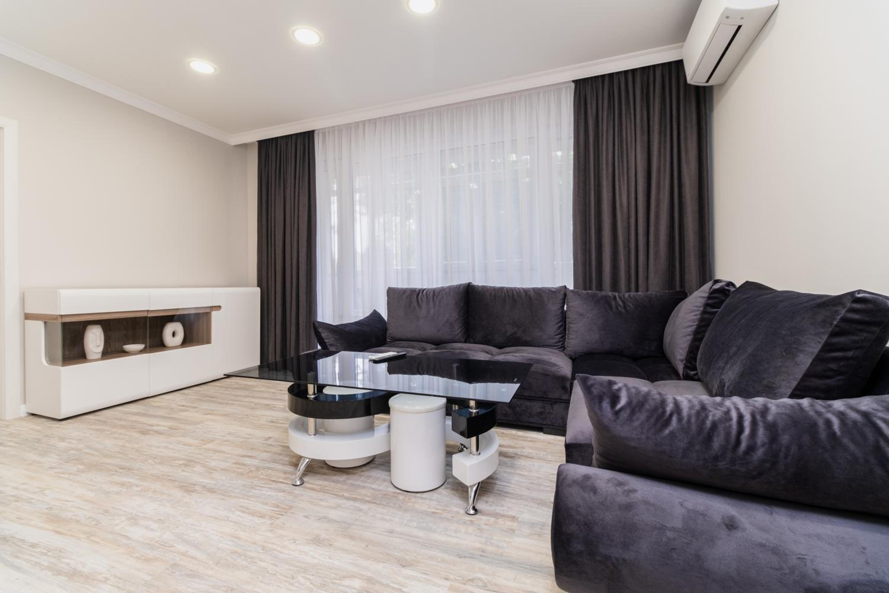 Gorgeous 2-bedroom Apartment