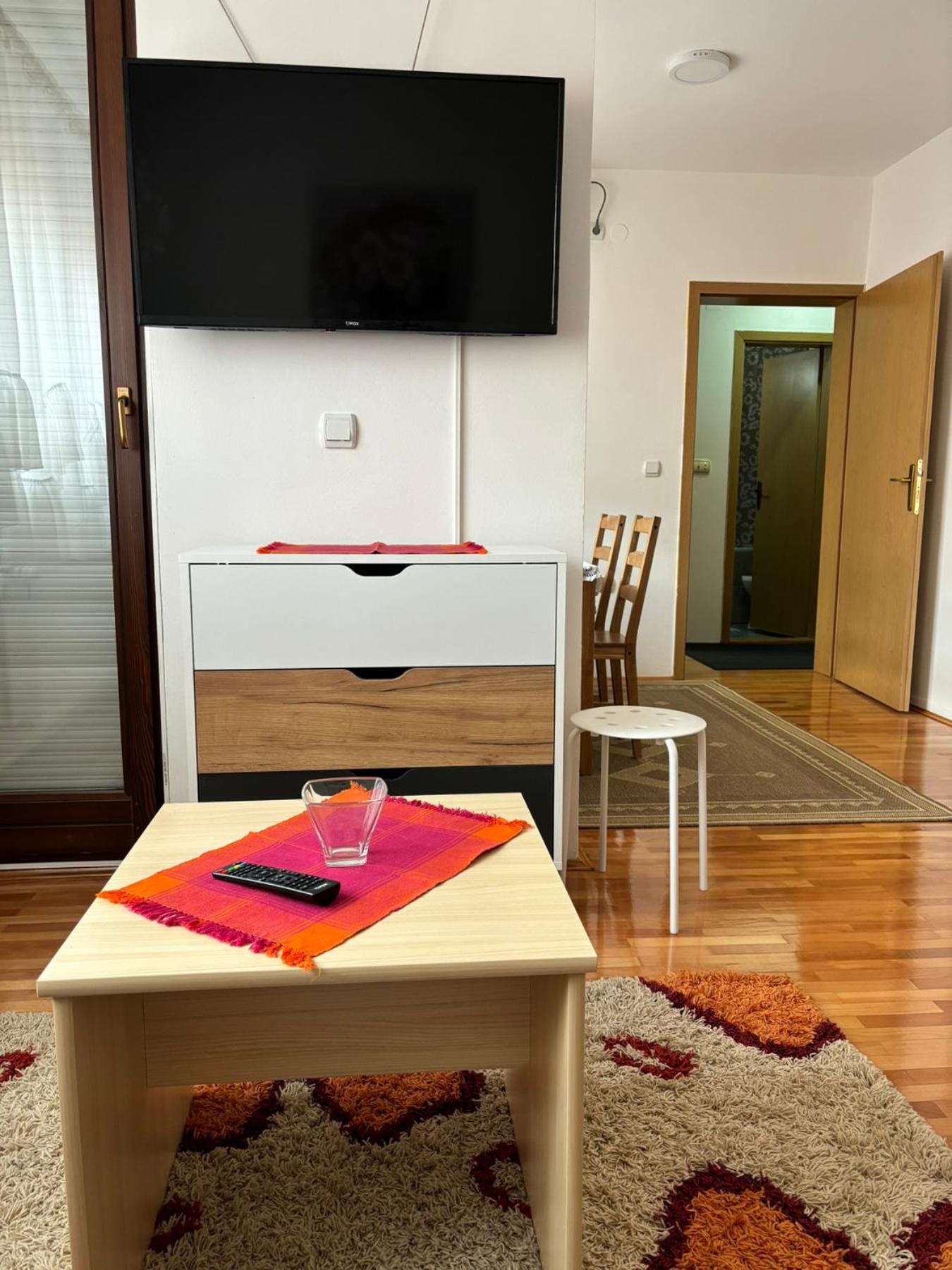 Apartman LENKA
