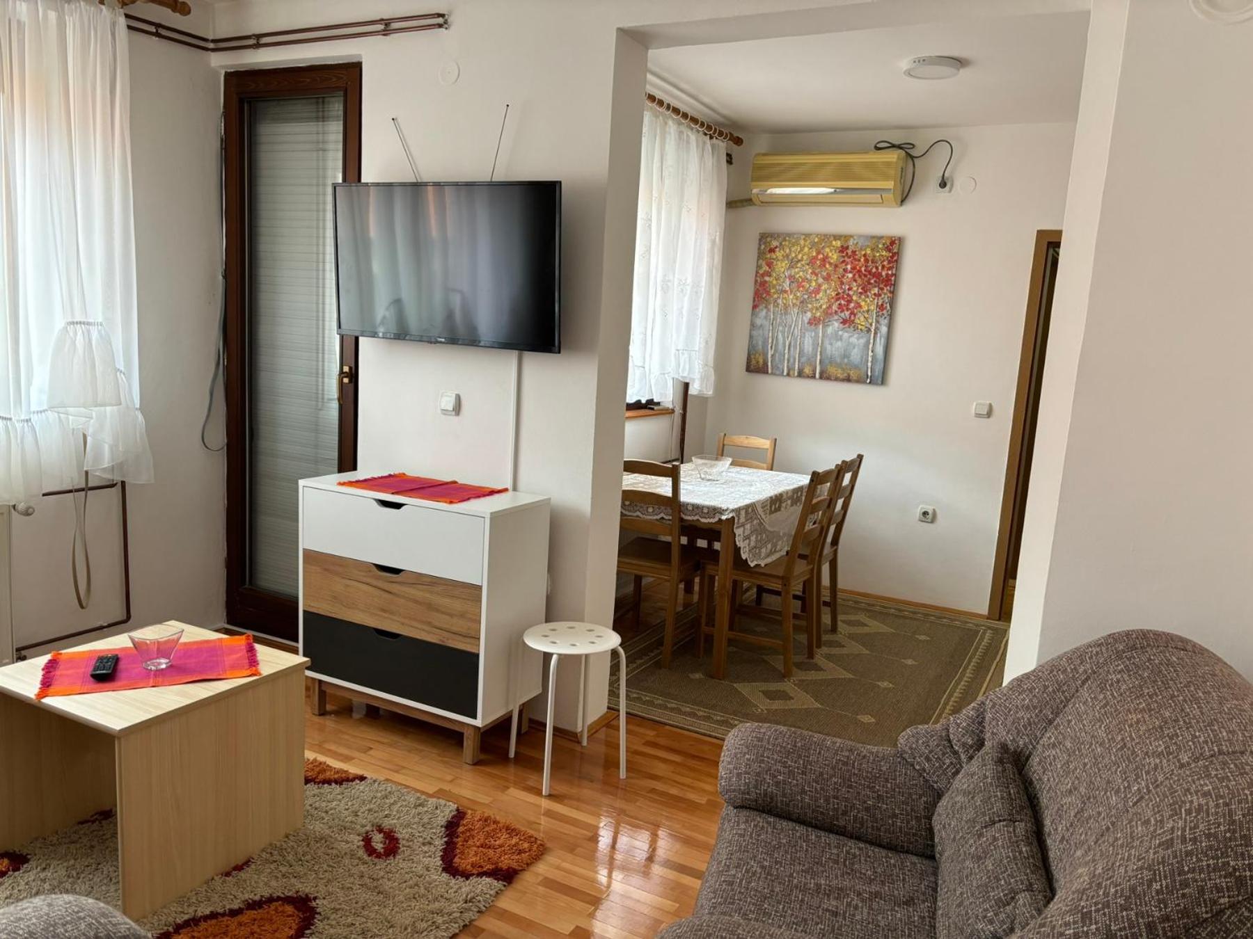 Apartman LENKA
