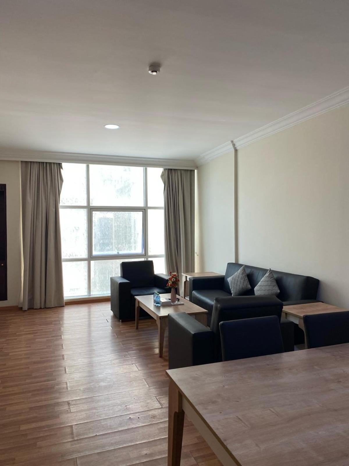 Blue Horizon Suites