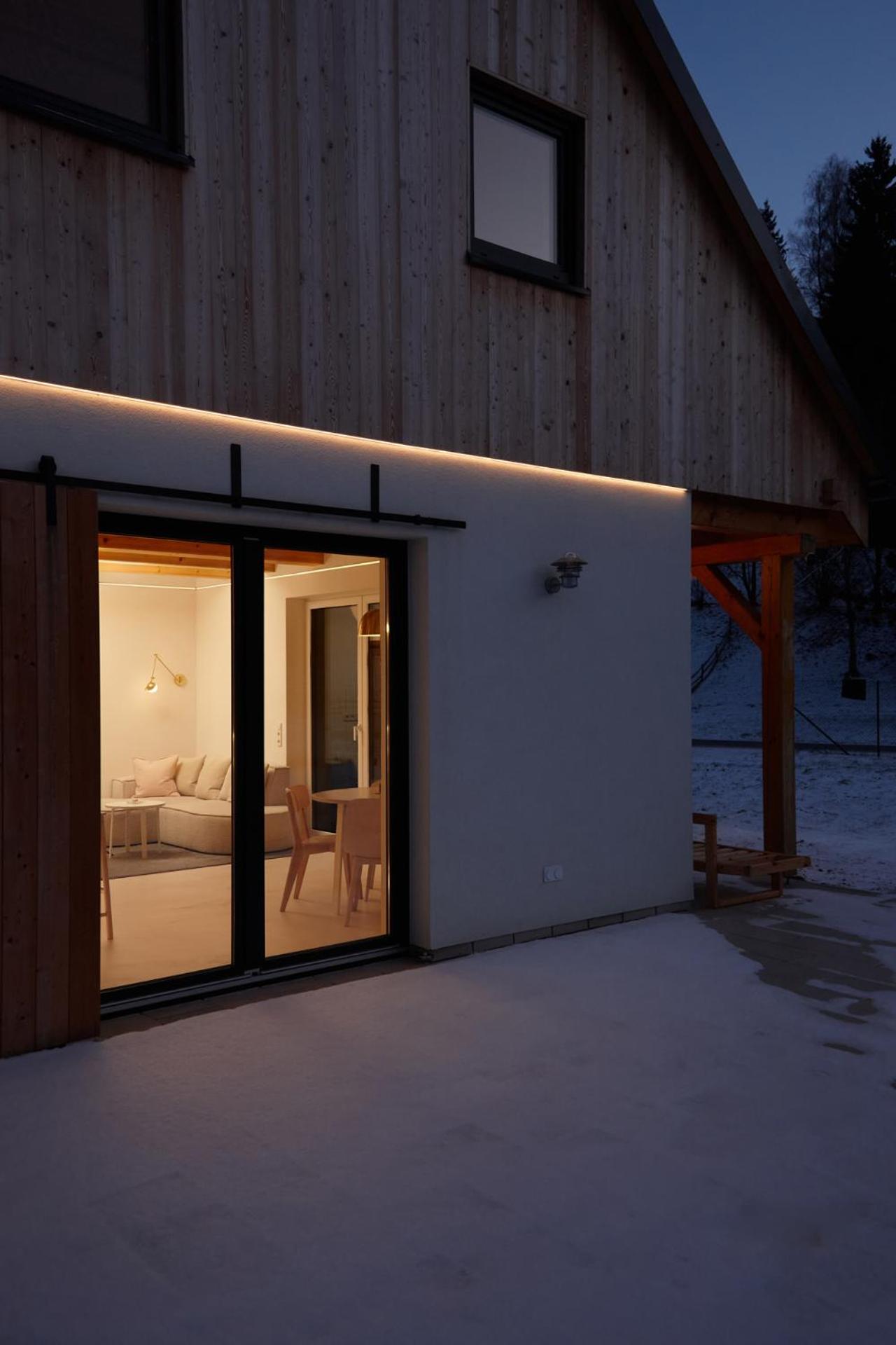 romantic cabin Methuya, private outdoor sauna included