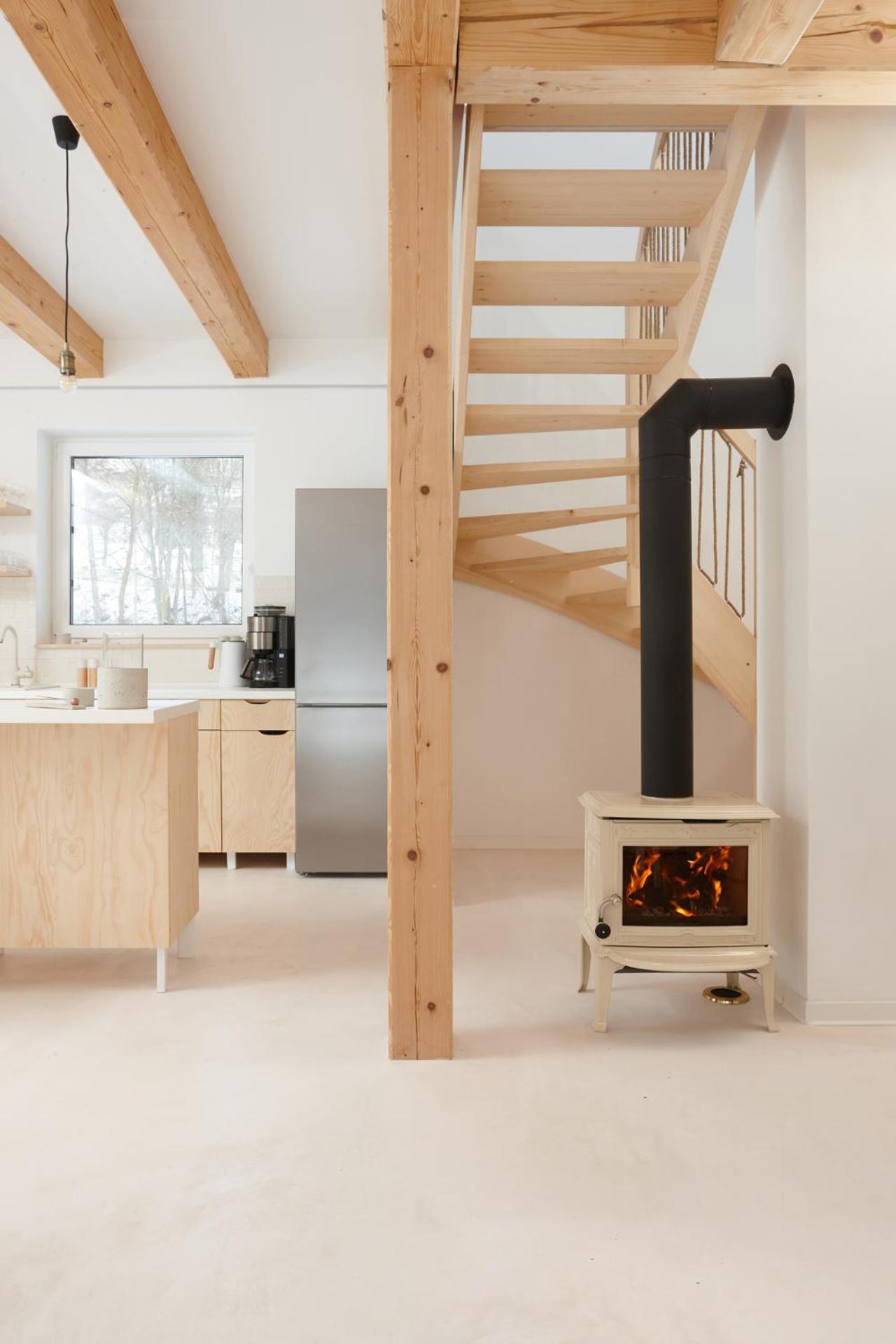 romantic cabin Methuya, private outdoor sauna included