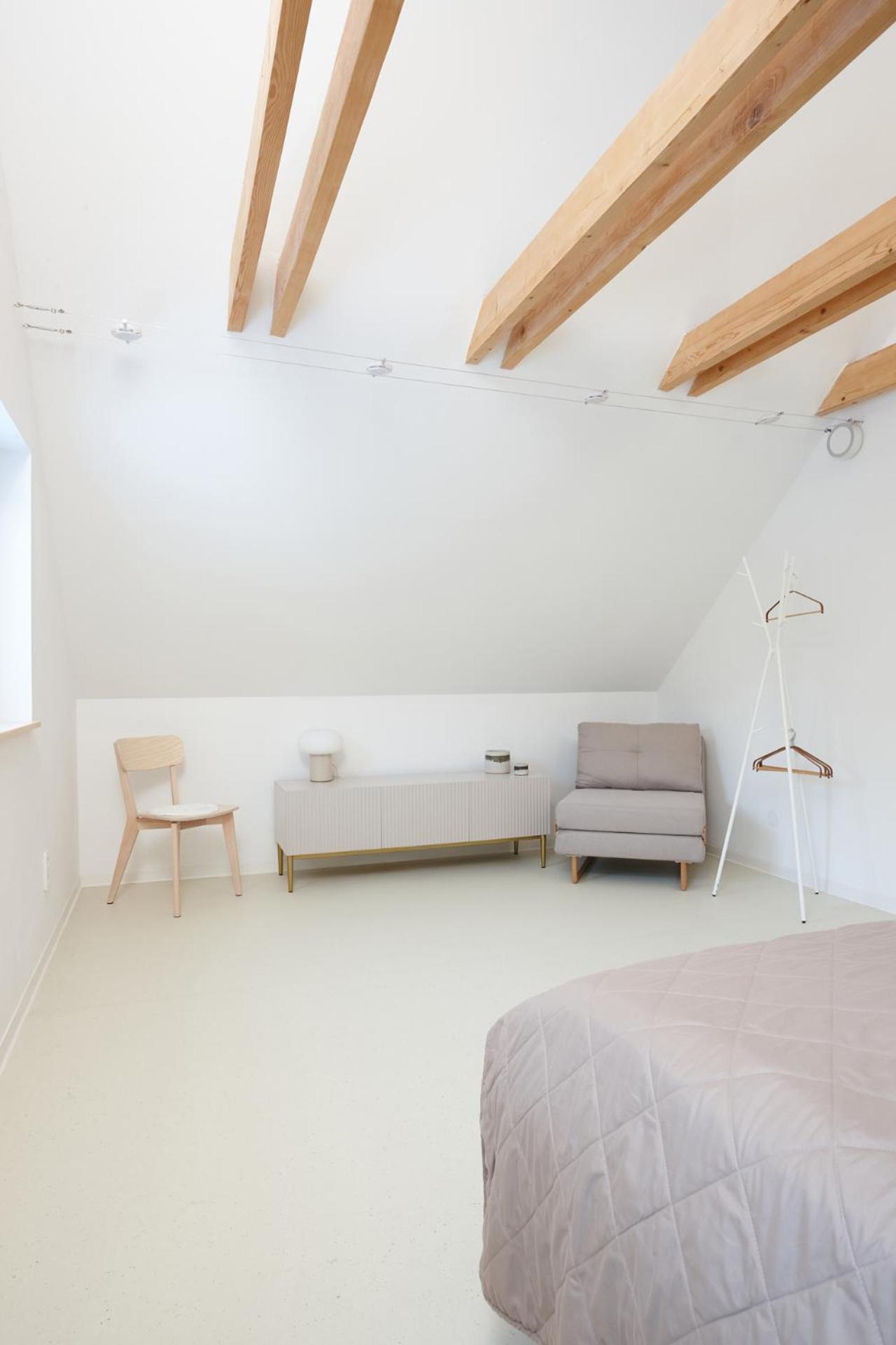 romantic cabin Methuya, private outdoor sauna included