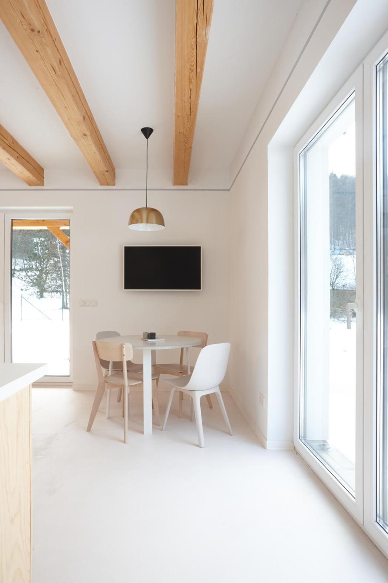 romantic cabin Methuya, private outdoor sauna included