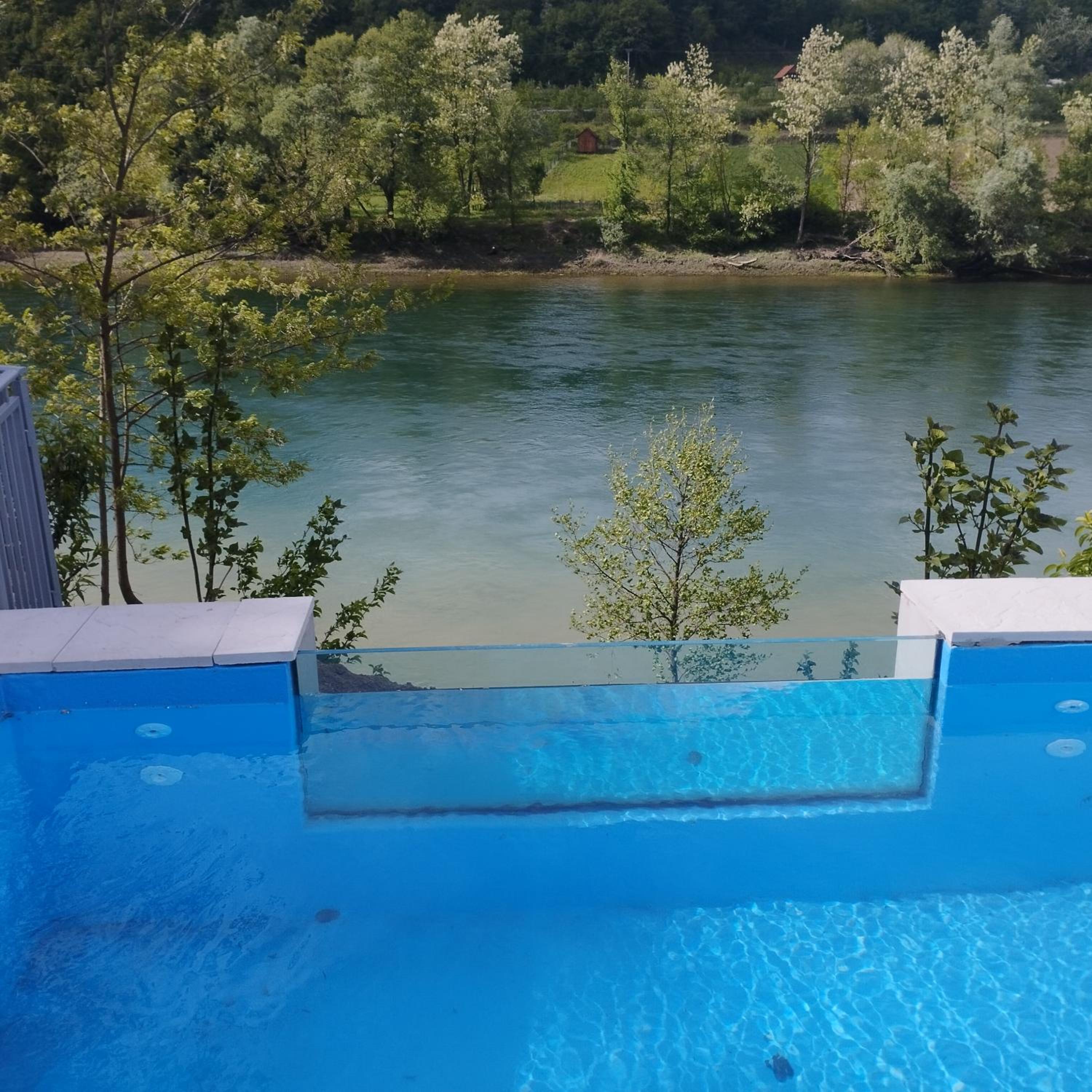 Vila Dom Drina Zatvoreni Bazen view 2