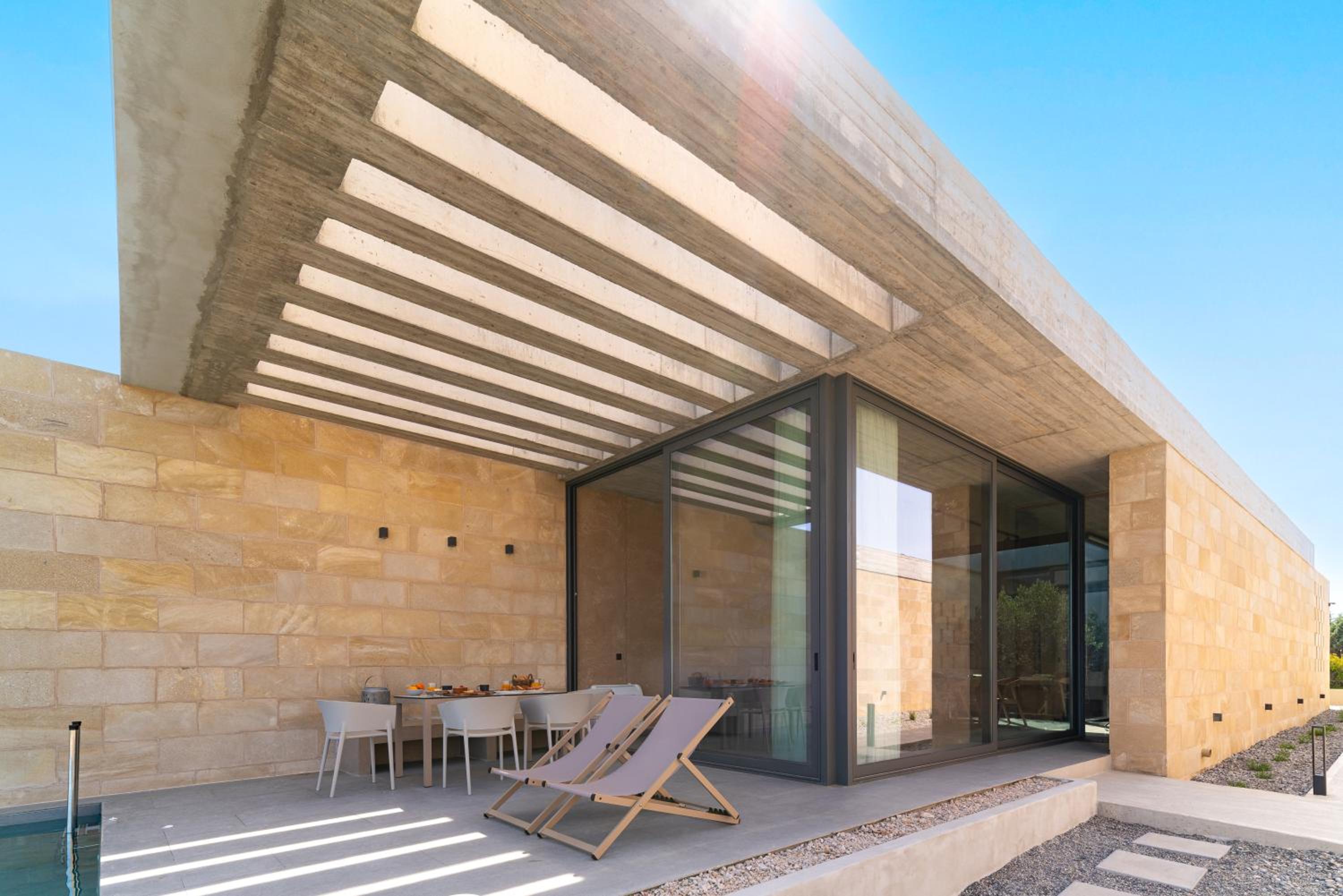 Linear Cabanon Kallithea Luxury Villas