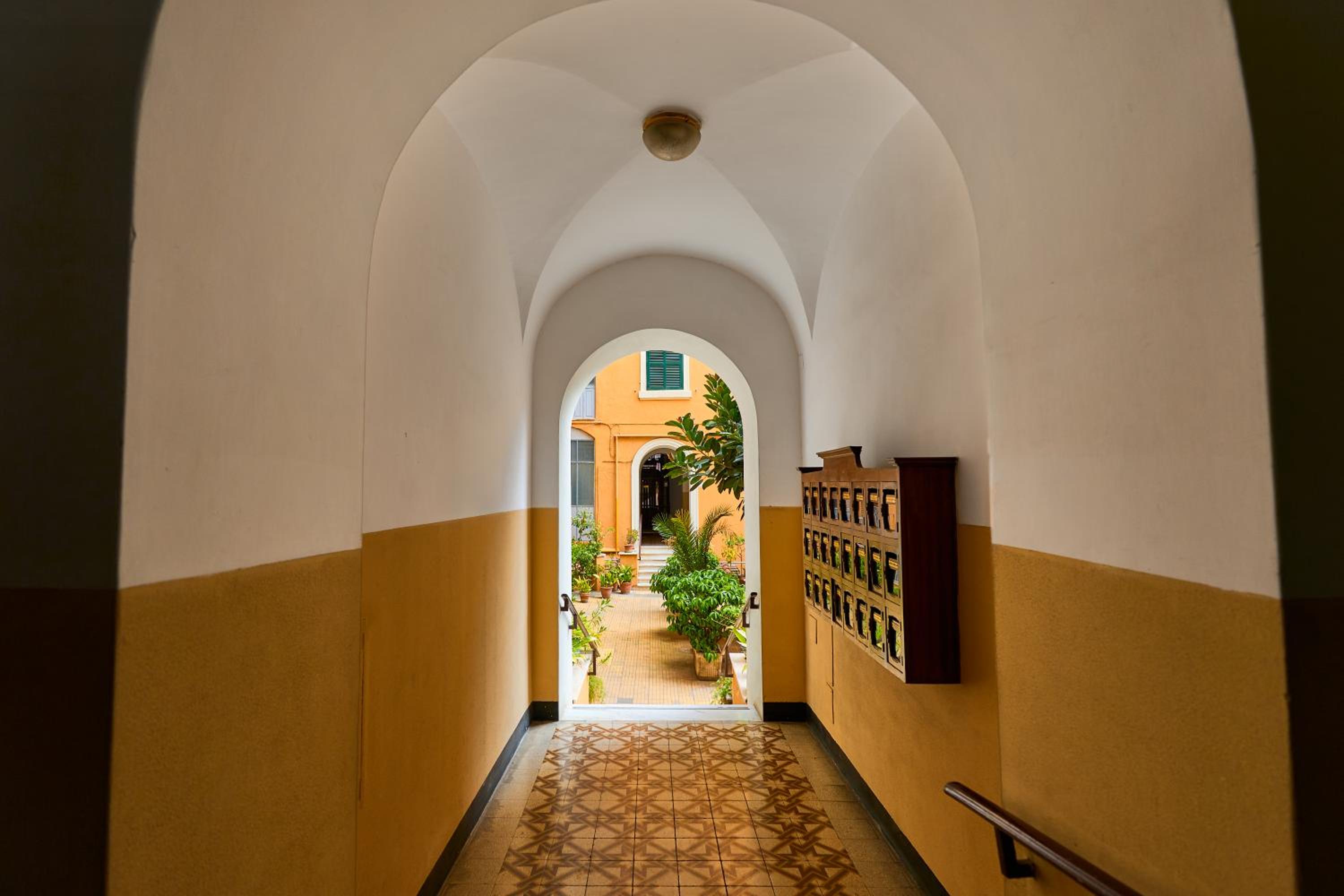 Labi Home Colossevm