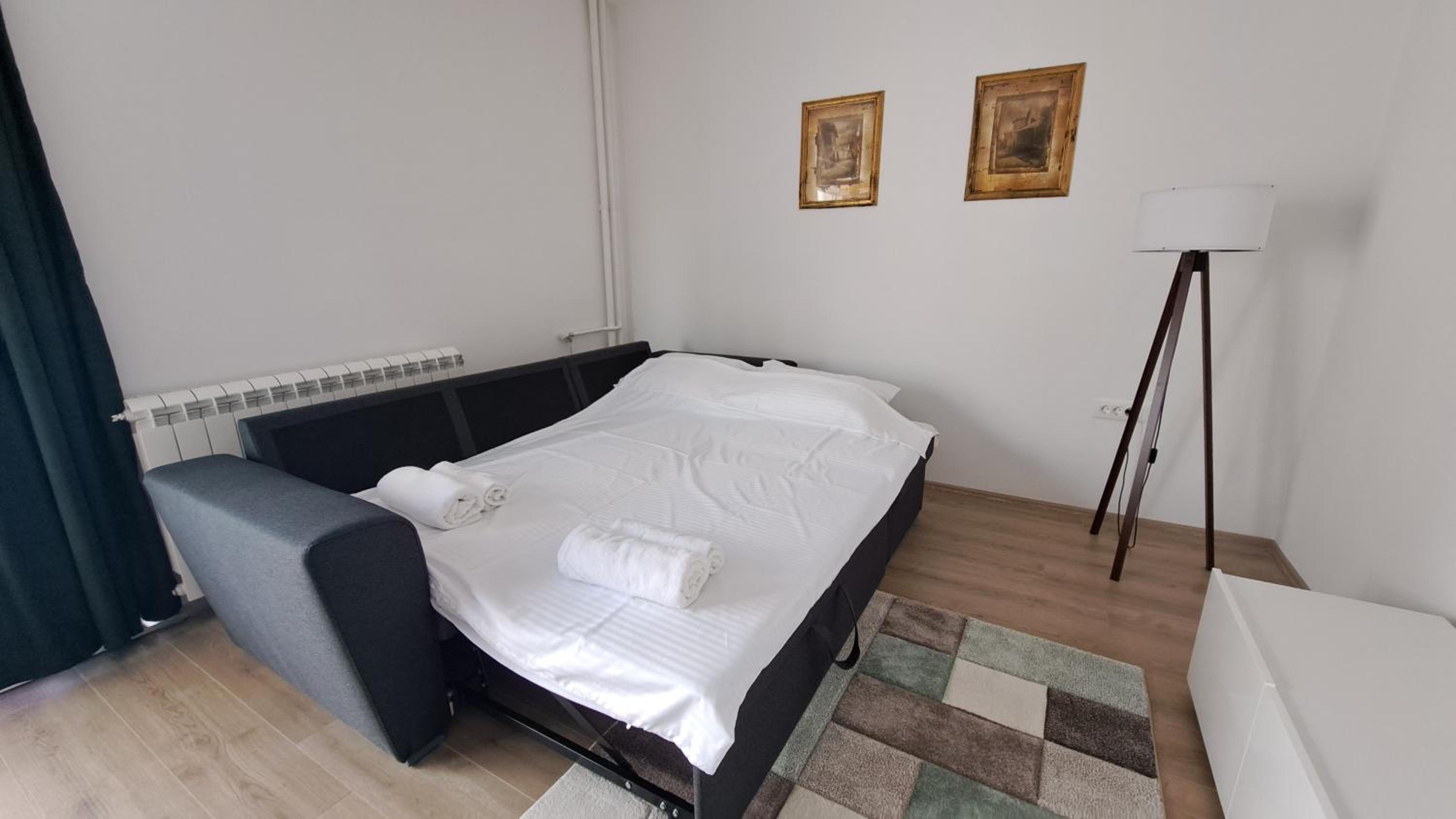 Vera City Square Apartment view 5
