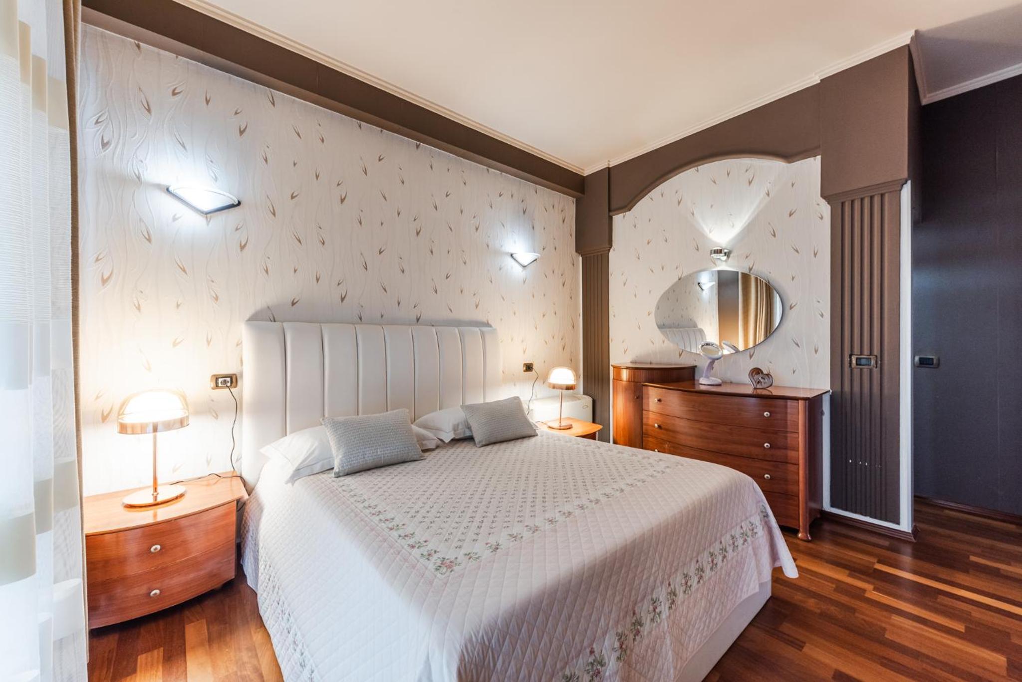Vollga Seafront Suite by PS