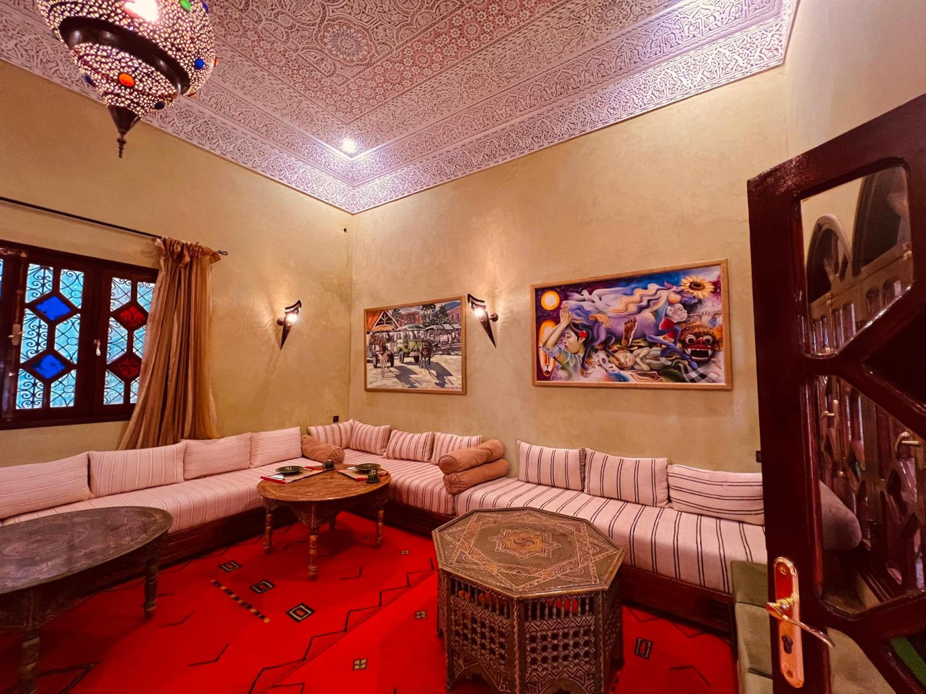 lounge