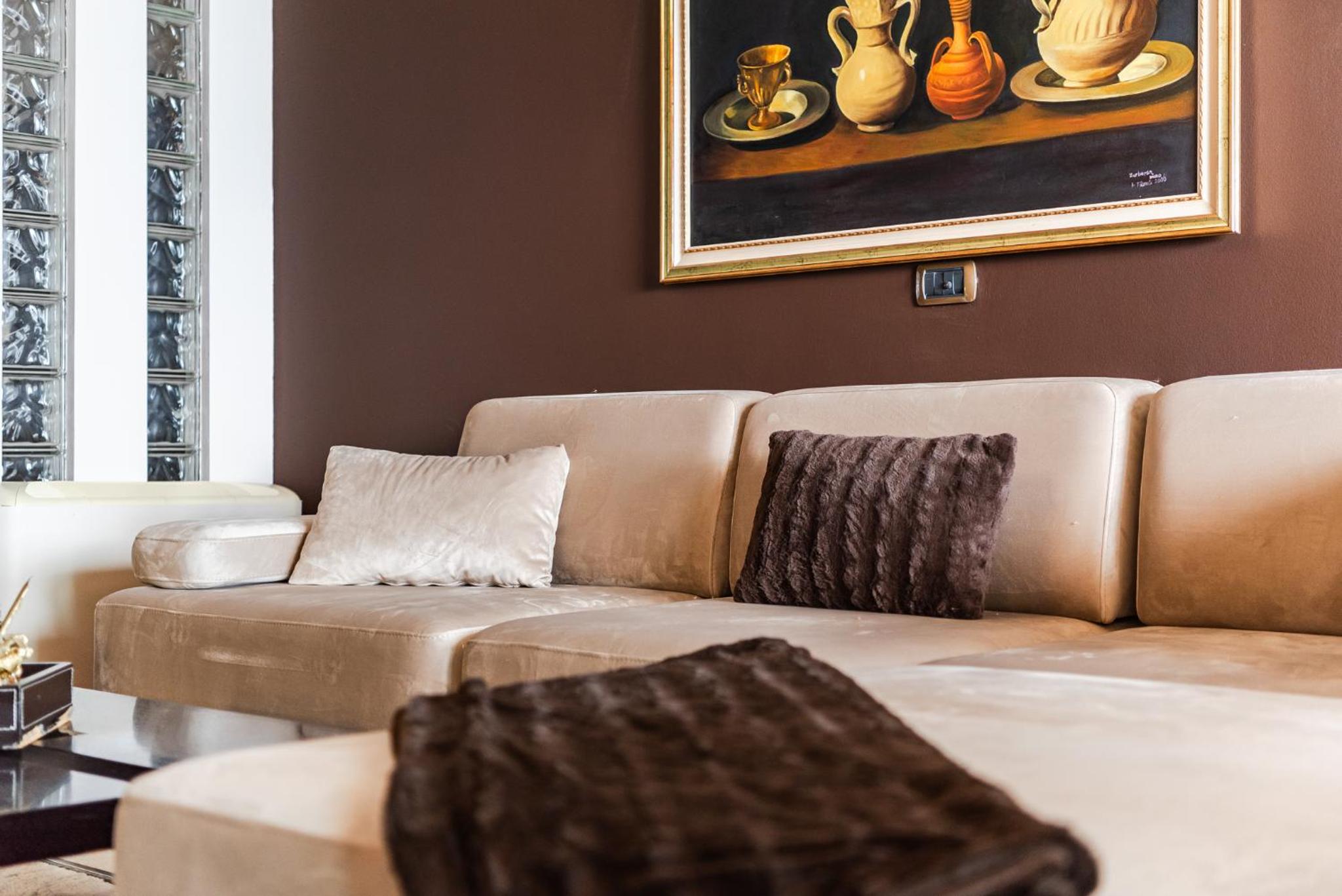 Vollga Seafront Suite by PS