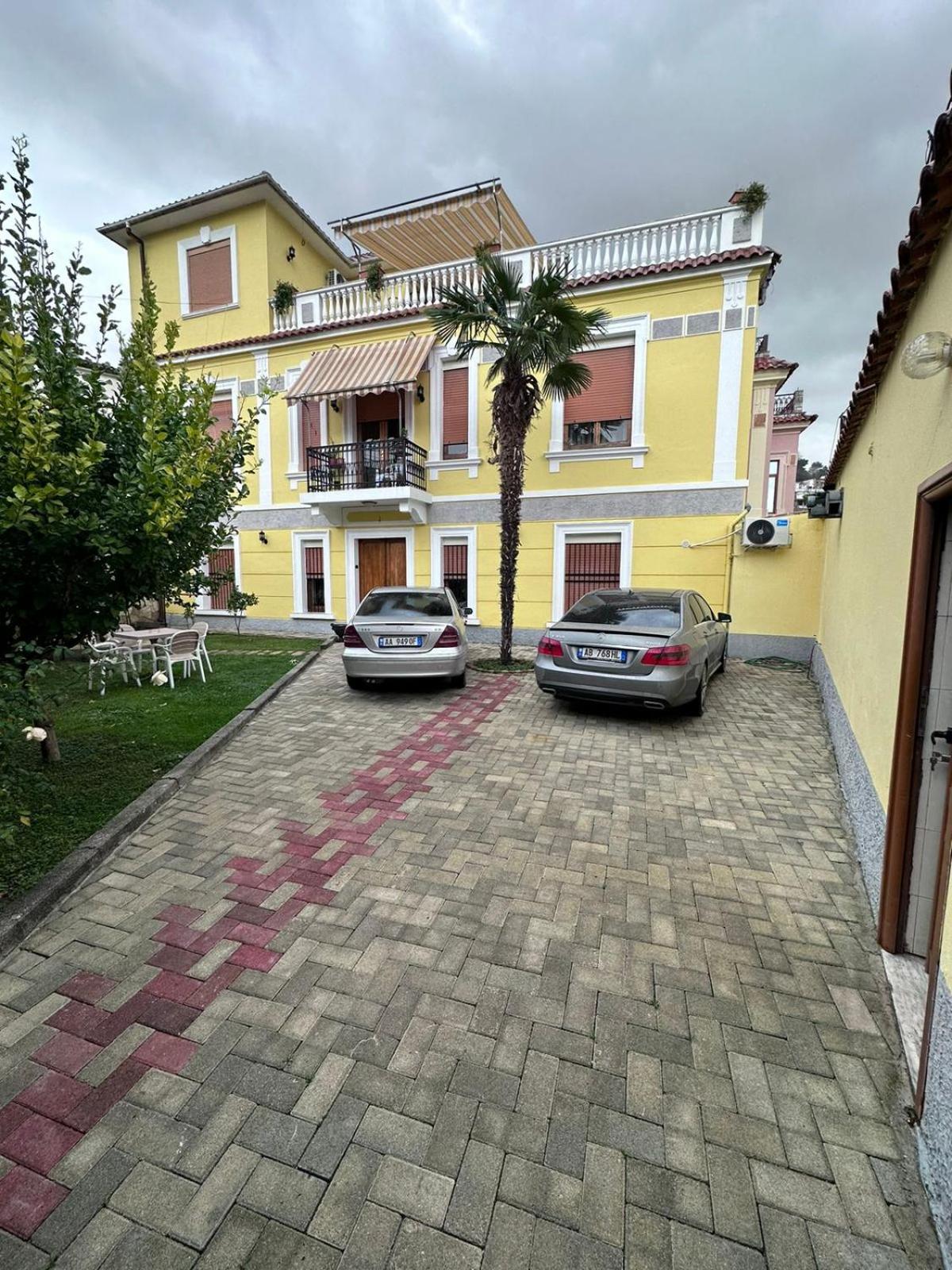 Villa Palma Center