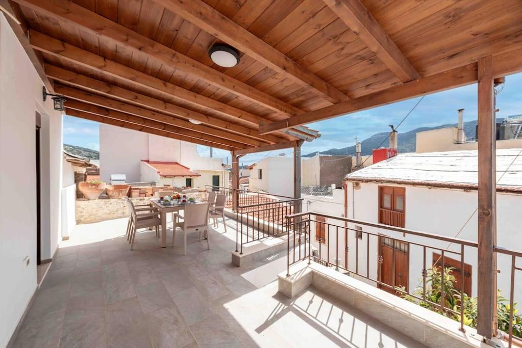 Luxury Limnes Village House view 5