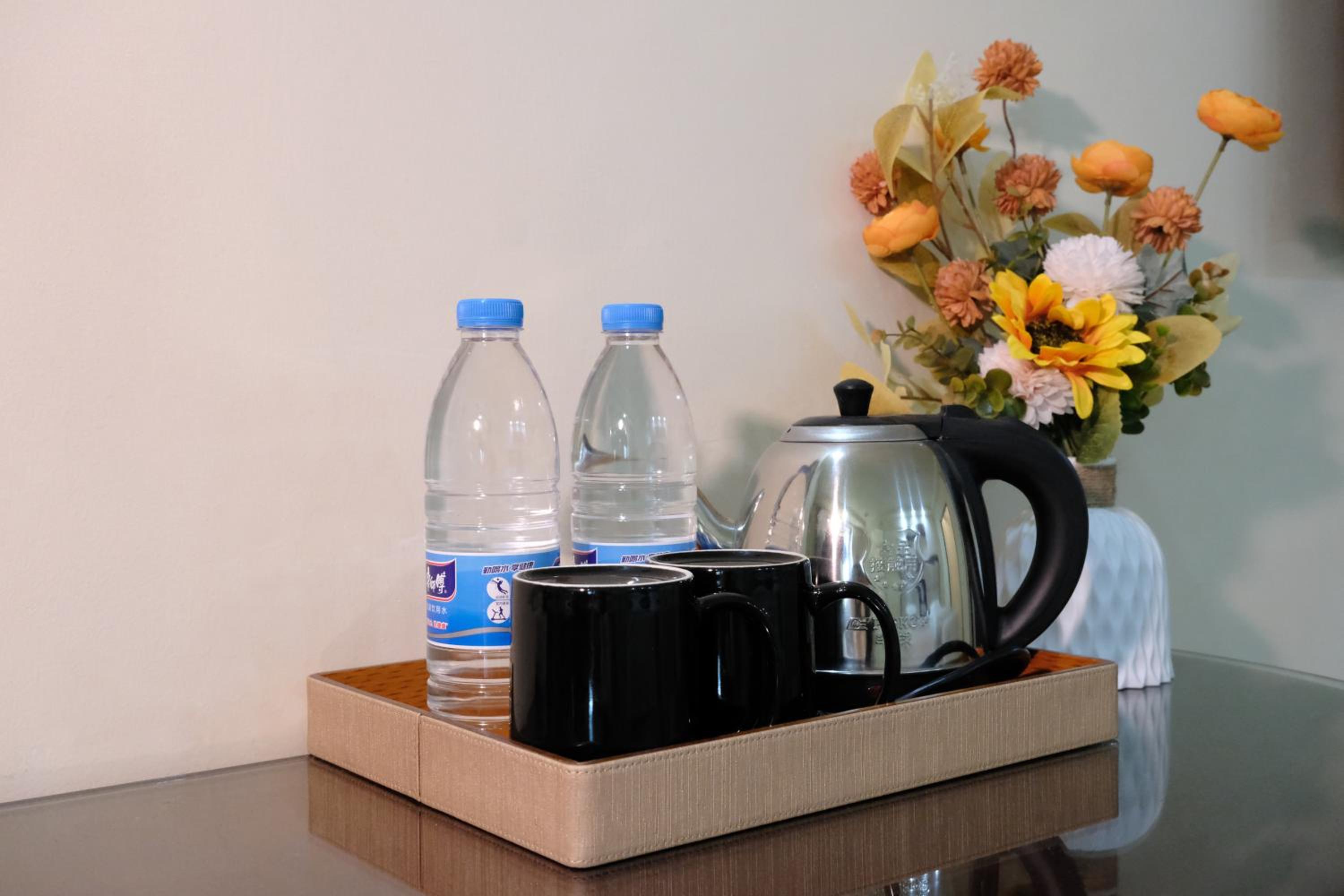 Huahang Hotel - Guangzhou Baiyun International Airport - Free airport shuttle bus
