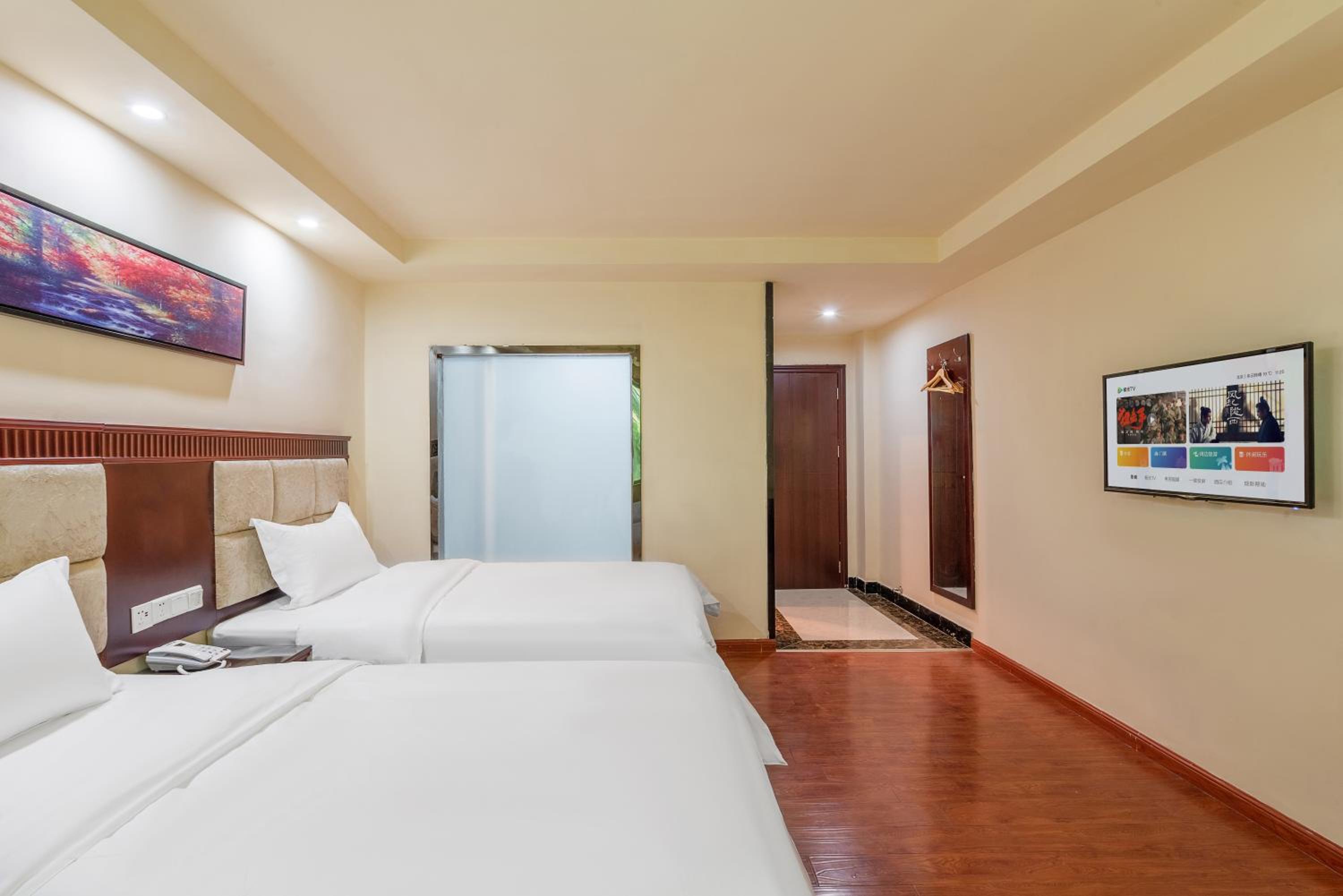 Huahang Hotel - Guangzhou Baiyun International Airport - Free airport shuttle bus