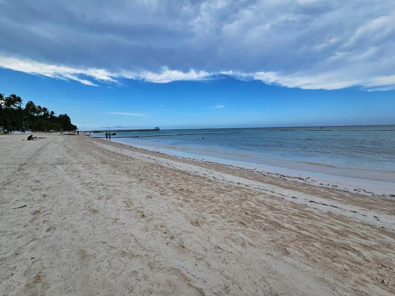 Playa Turquesa 3BR • BBQ • Oceanfront Stay