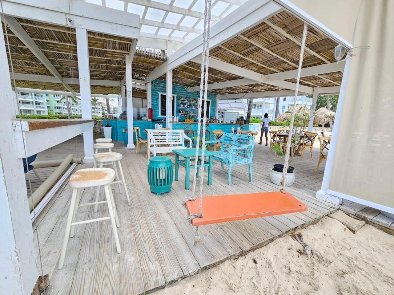 Playa Turquesa 3BR • BBQ • Oceanfront Stay