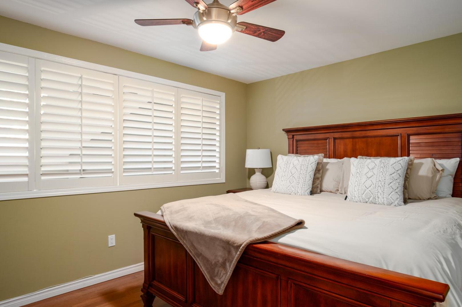 3BR in Wintergreen, Family Sized, Wood Burning Fireplace, Secure Parking, Ski Hill Bus Access