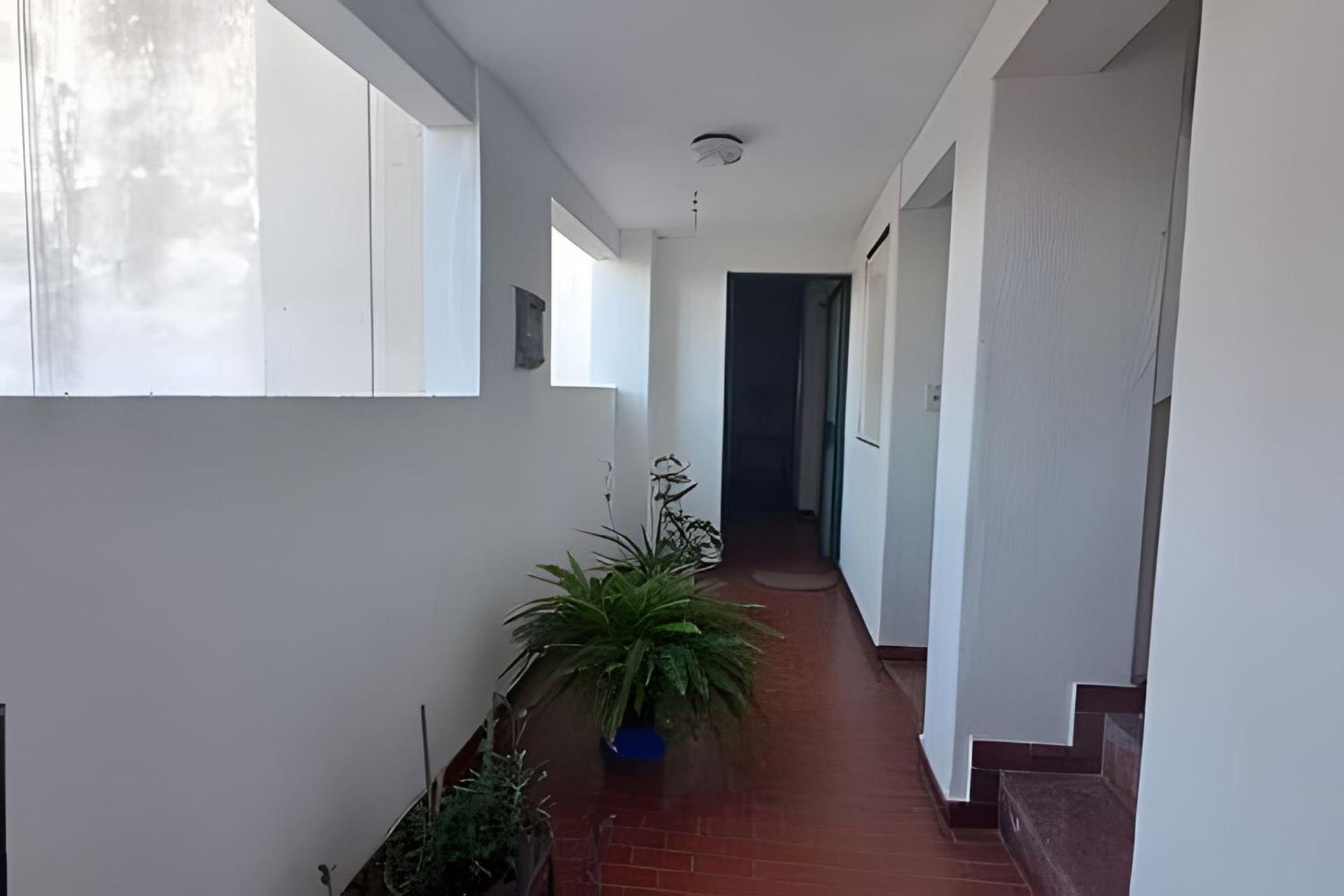 Hornera Rodi - Strategic location, parking, and pool