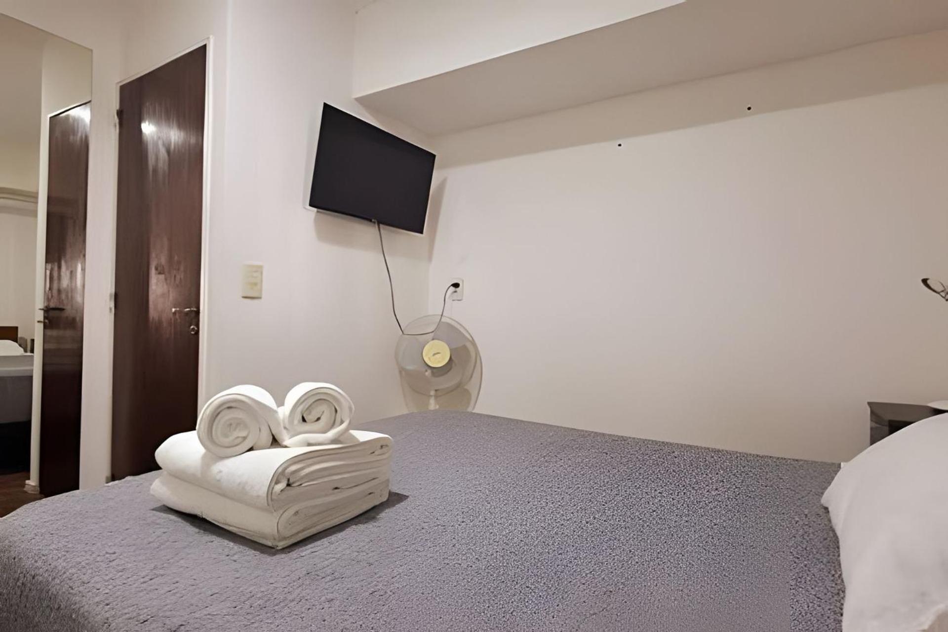 Hornera Rodi - Strategic location, parking, and pool