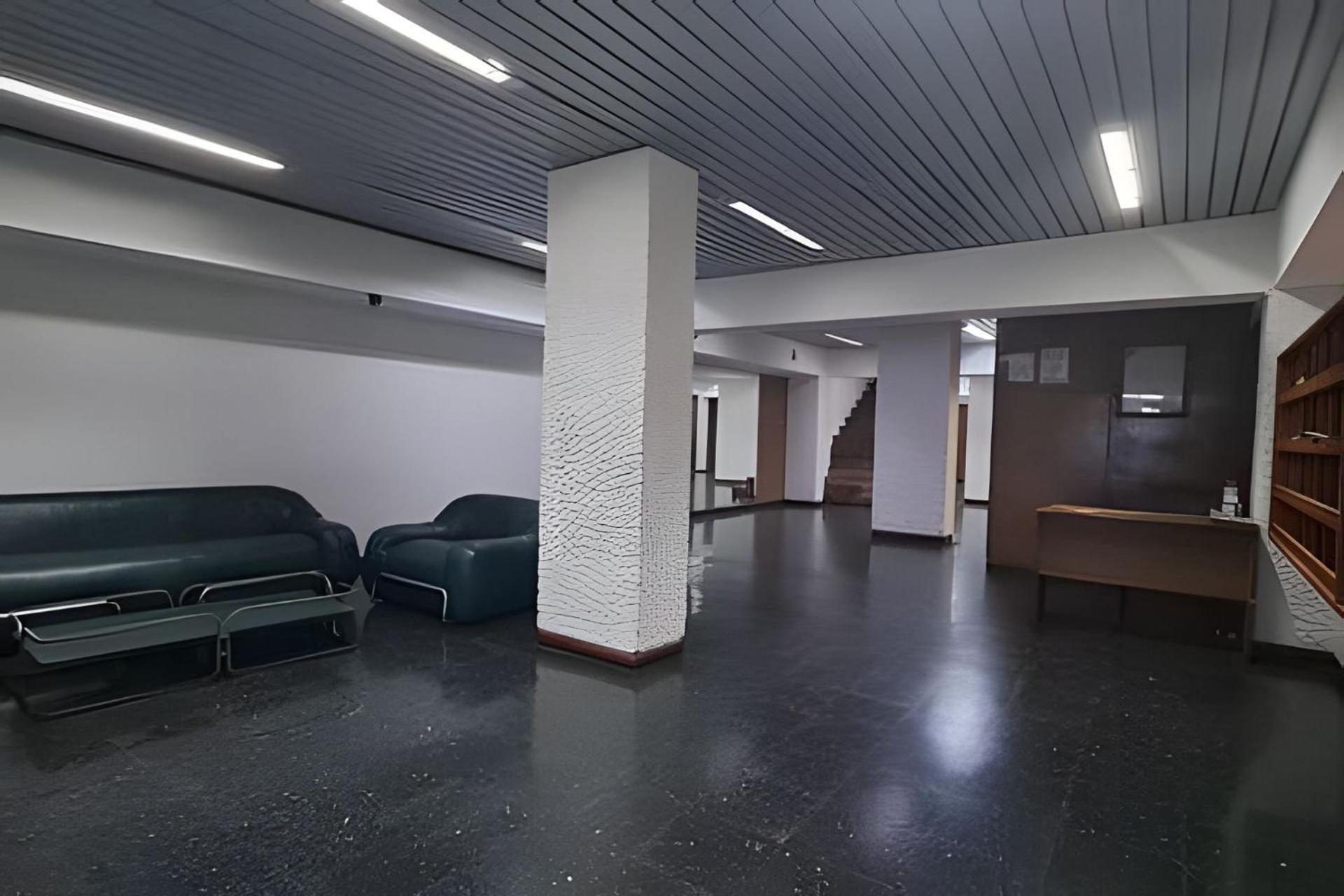Hornera Rodi - Strategic location, parking, and pool