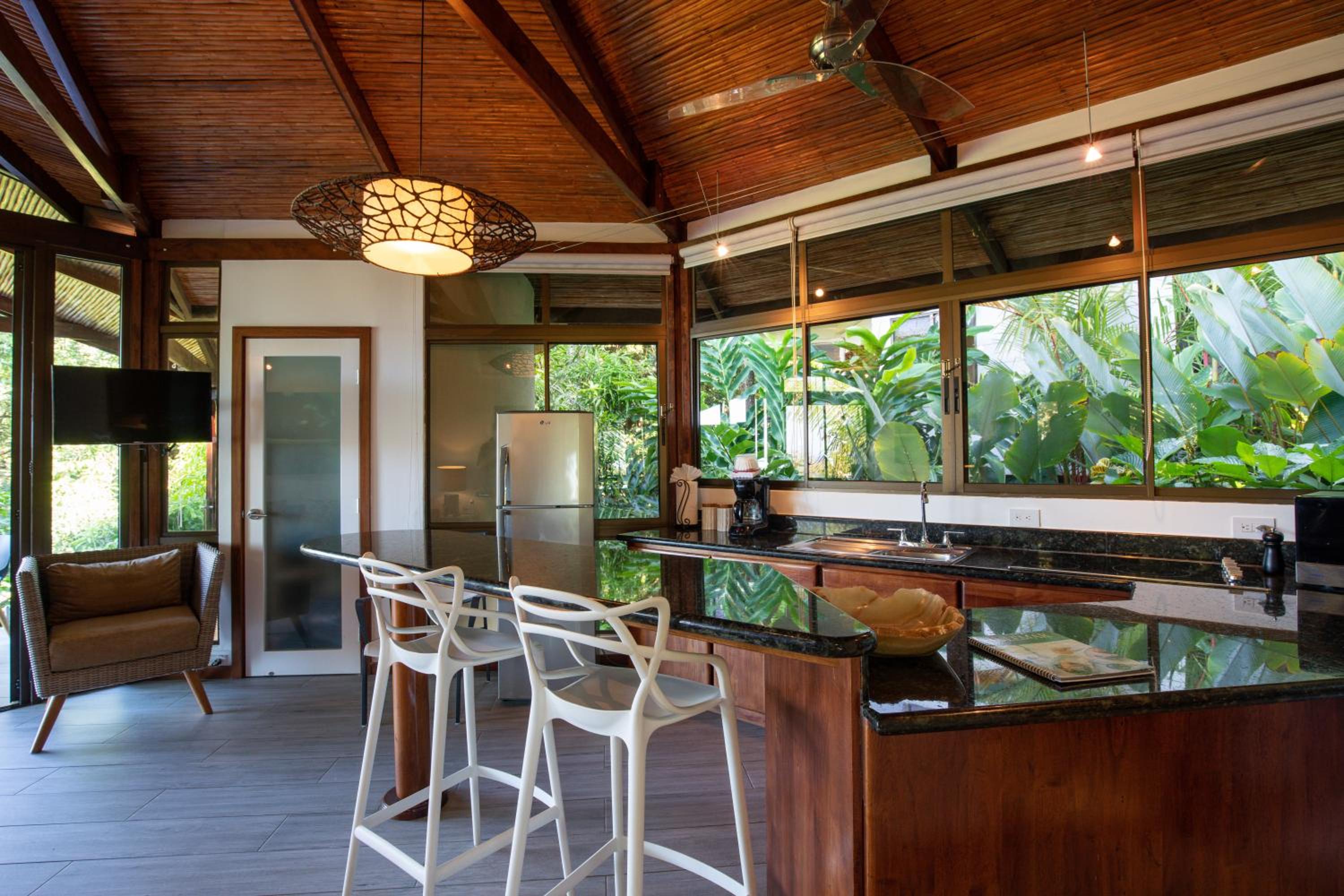 Tulemar Resort