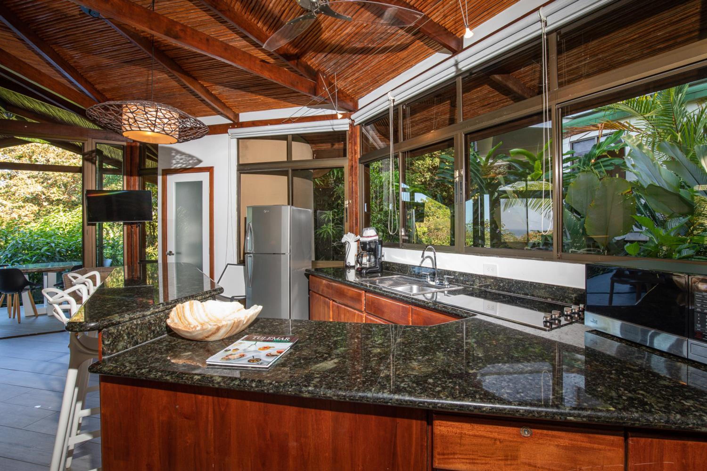 Tulemar Resort