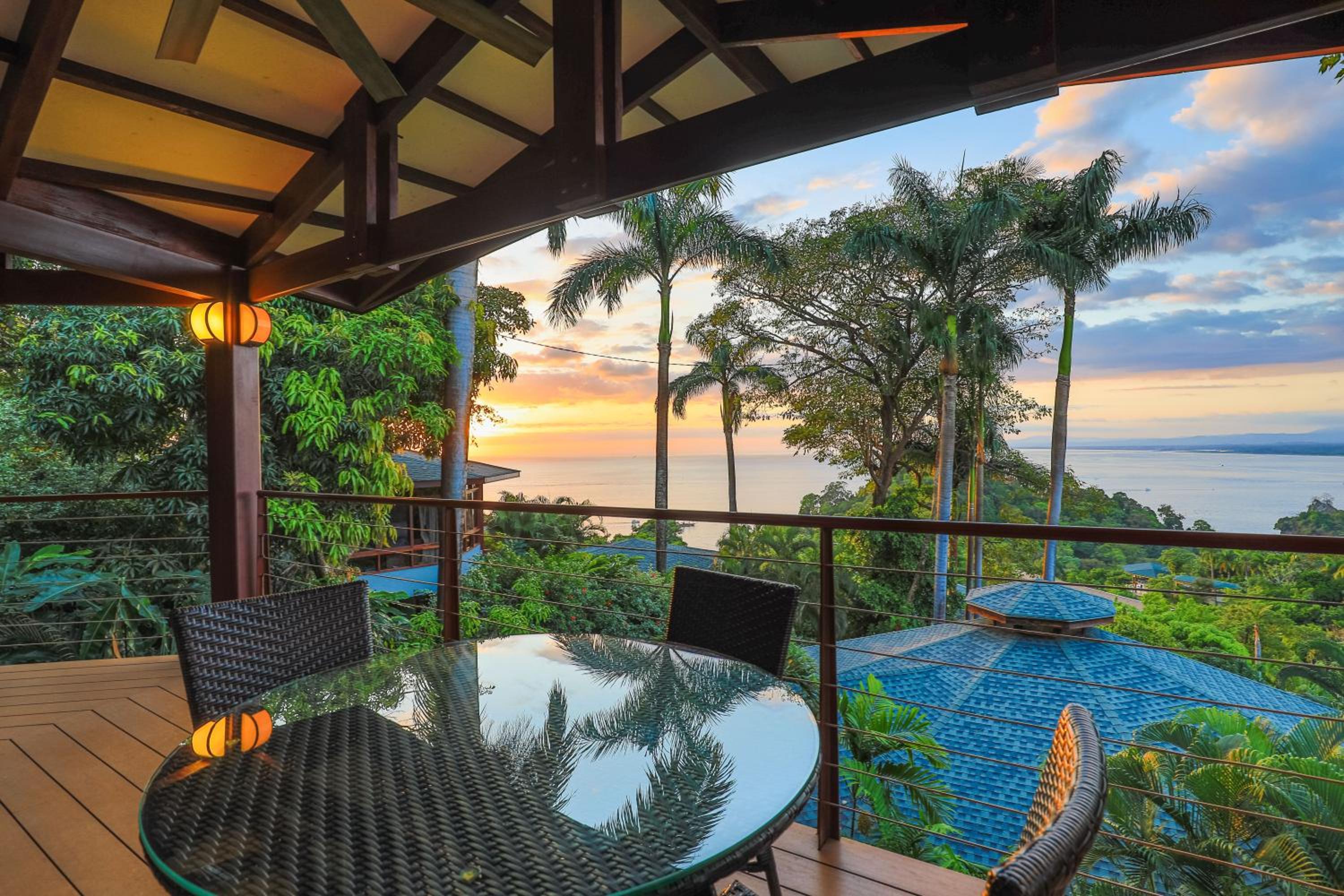 Tulemar Resort