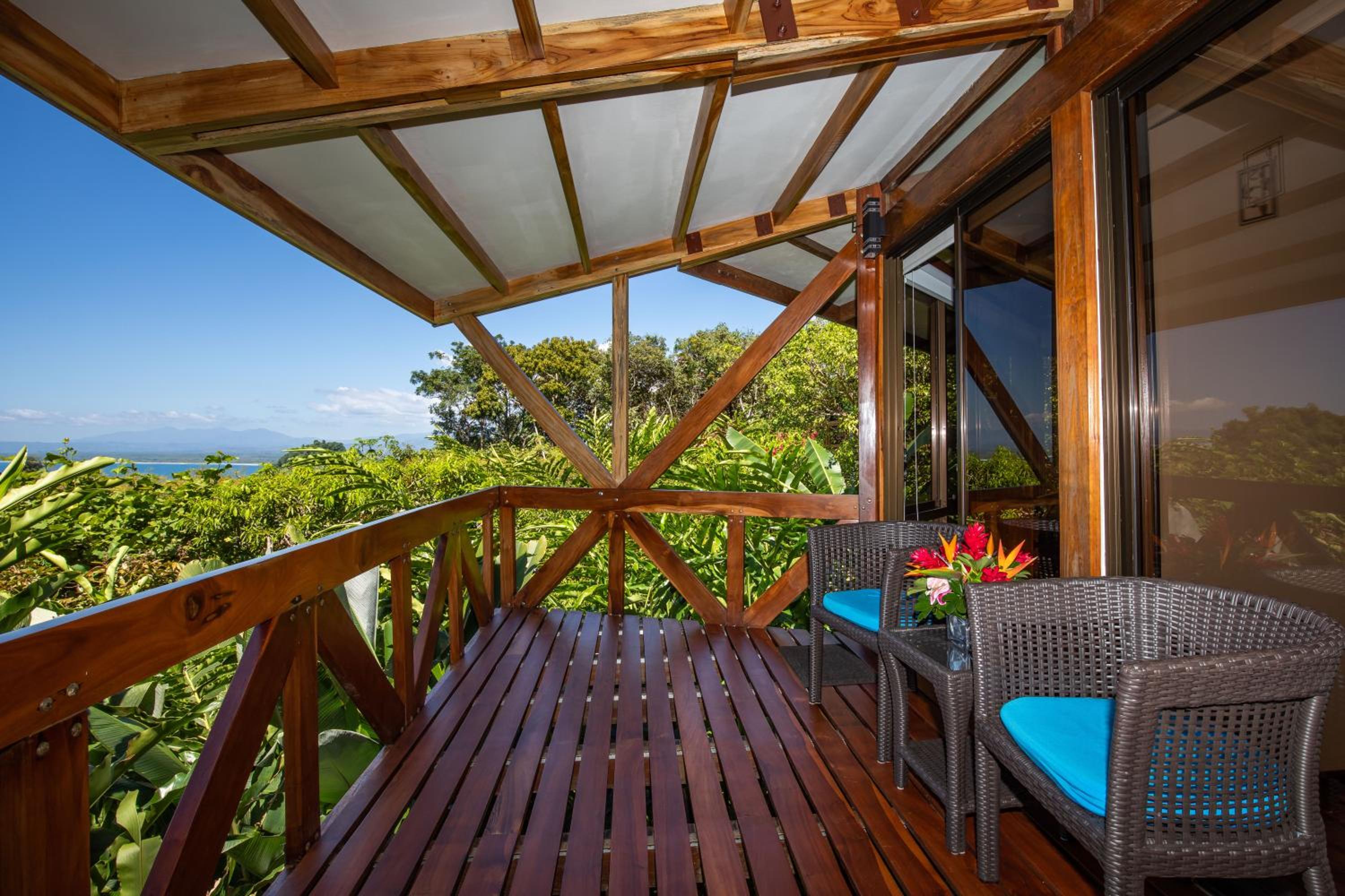 Tulemar Resort
