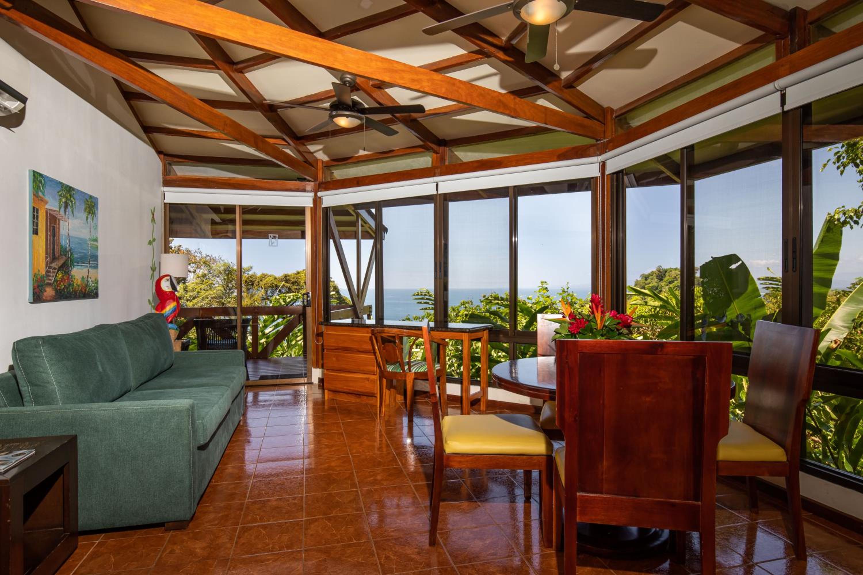 Tulemar Resort