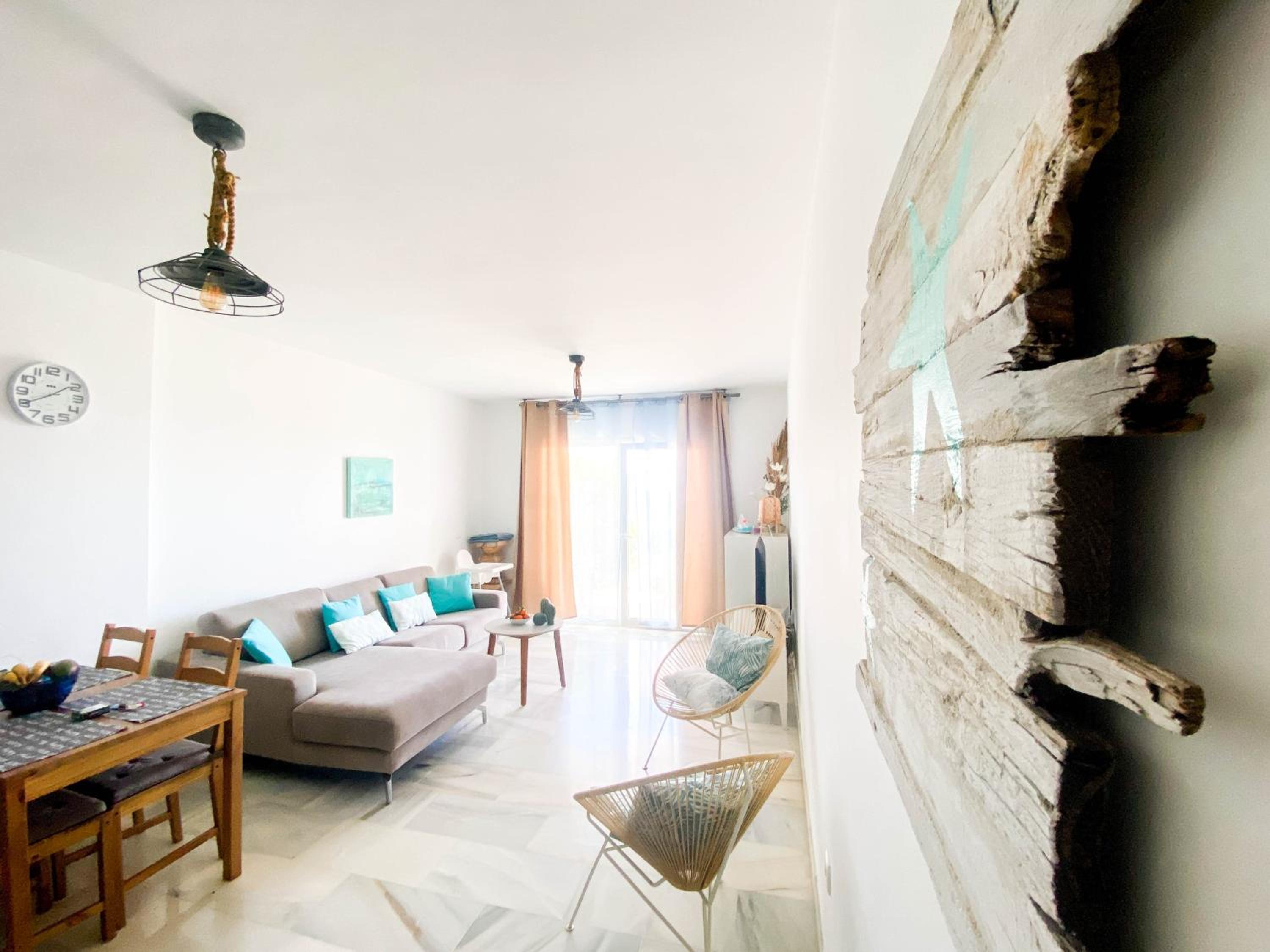 Frontline Beach ground floor with privet garden, Mi Capricho 16 view 2