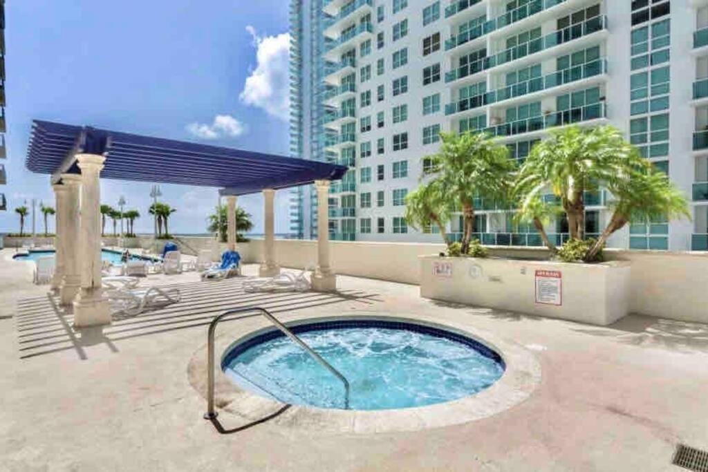 Spacious 1Bedroom Unit Brickell-Free Parking